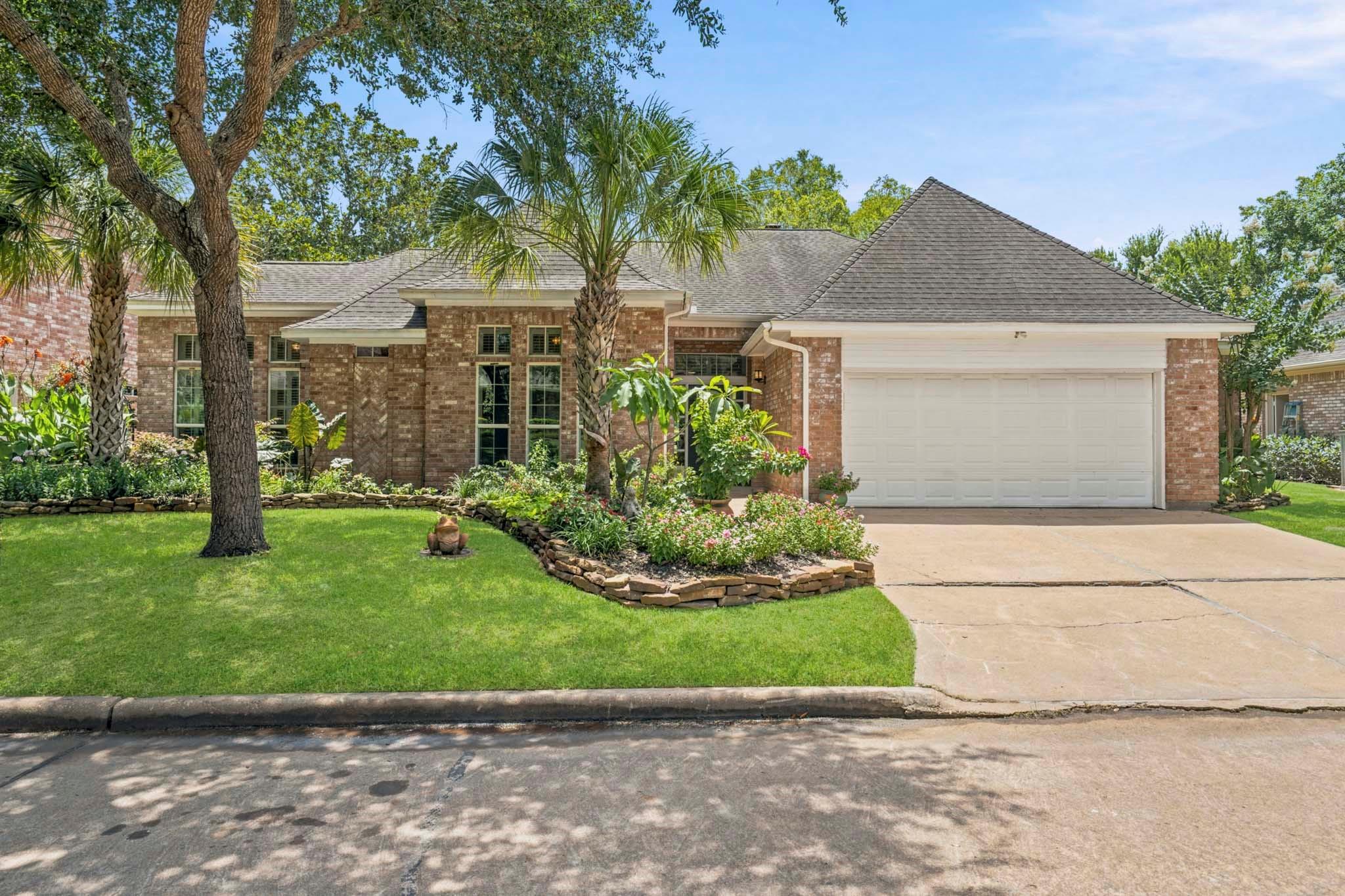 4610 Lake Village Drive — photo