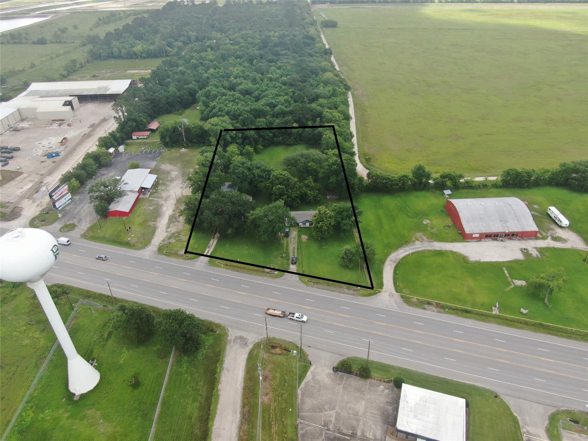 6131 Hwy 146 — photo