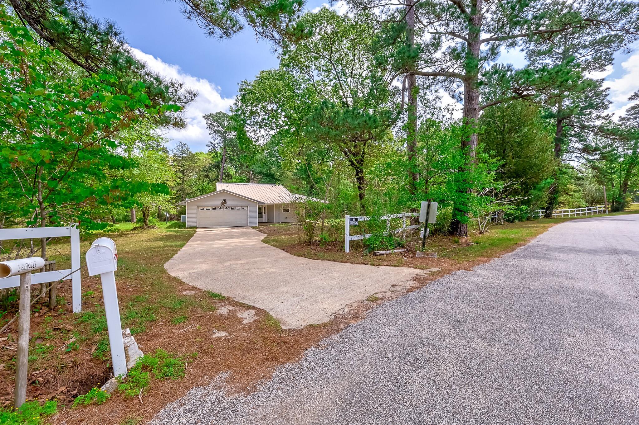 8 Vick Road — photo