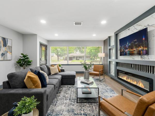 6058 Lyndhurst Drive — photo