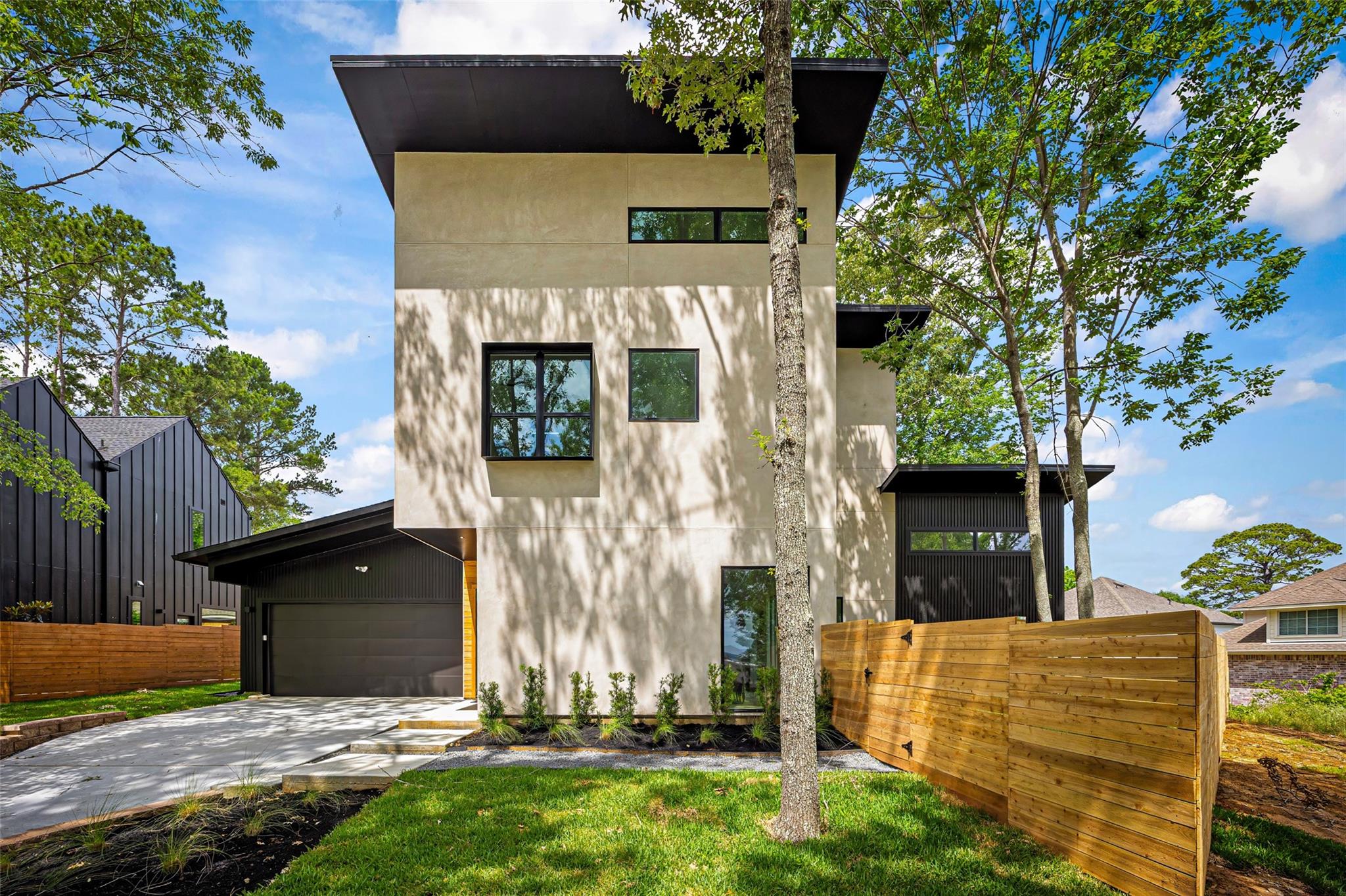 3805 Vail Court — photo