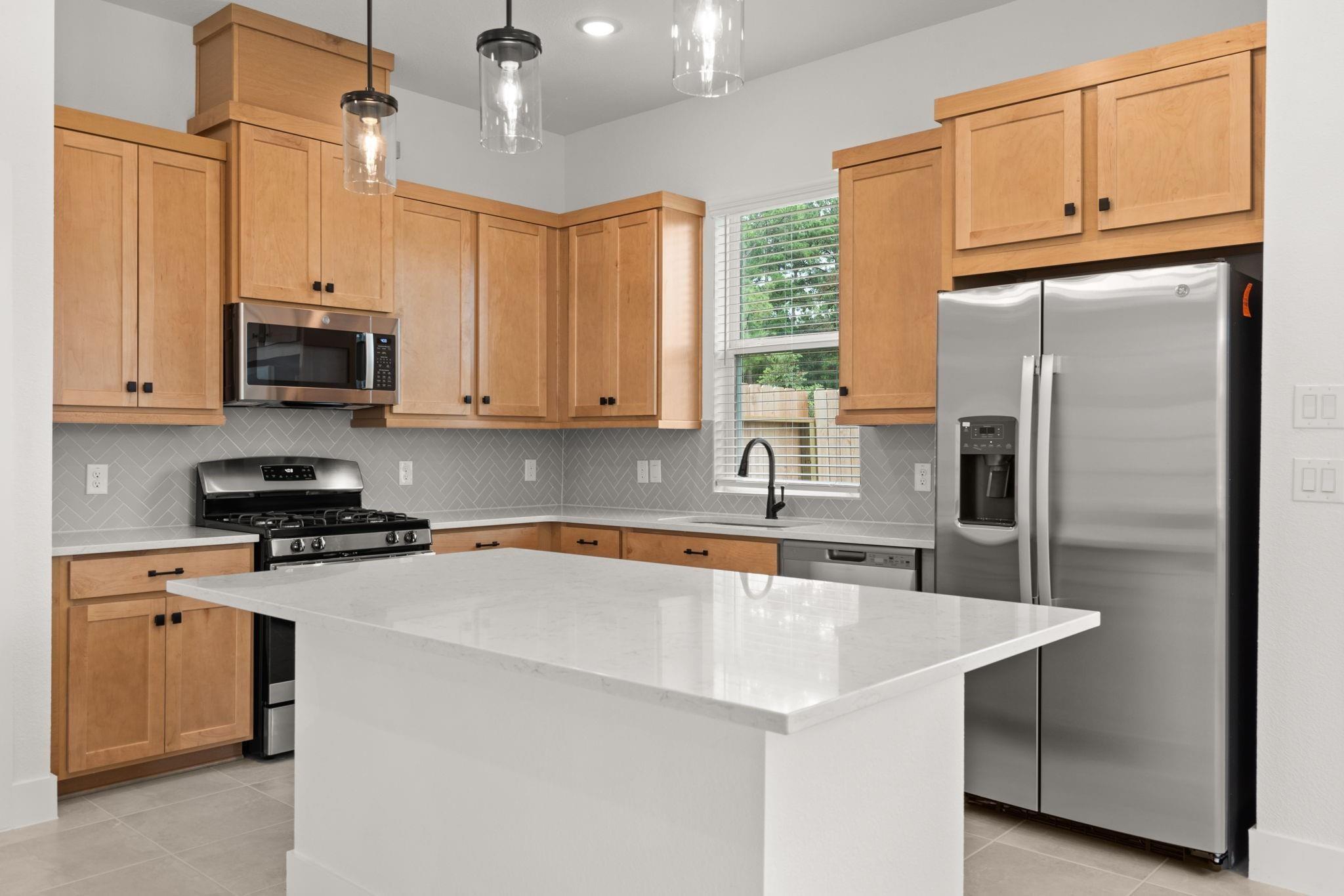 563 Red Cascade Trail — photo
