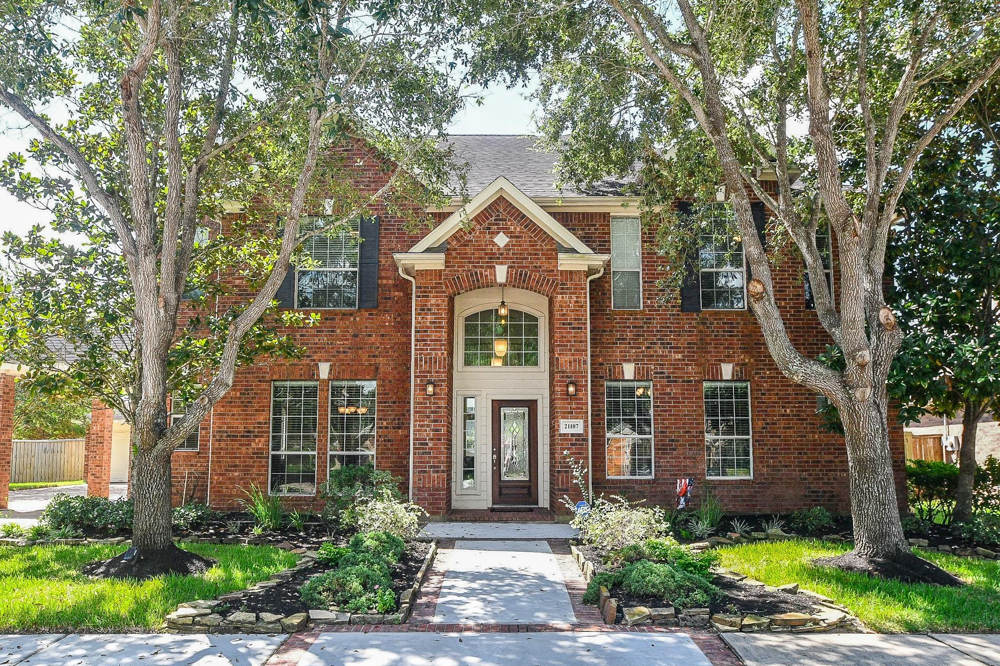 21107 Silent River Court — photo