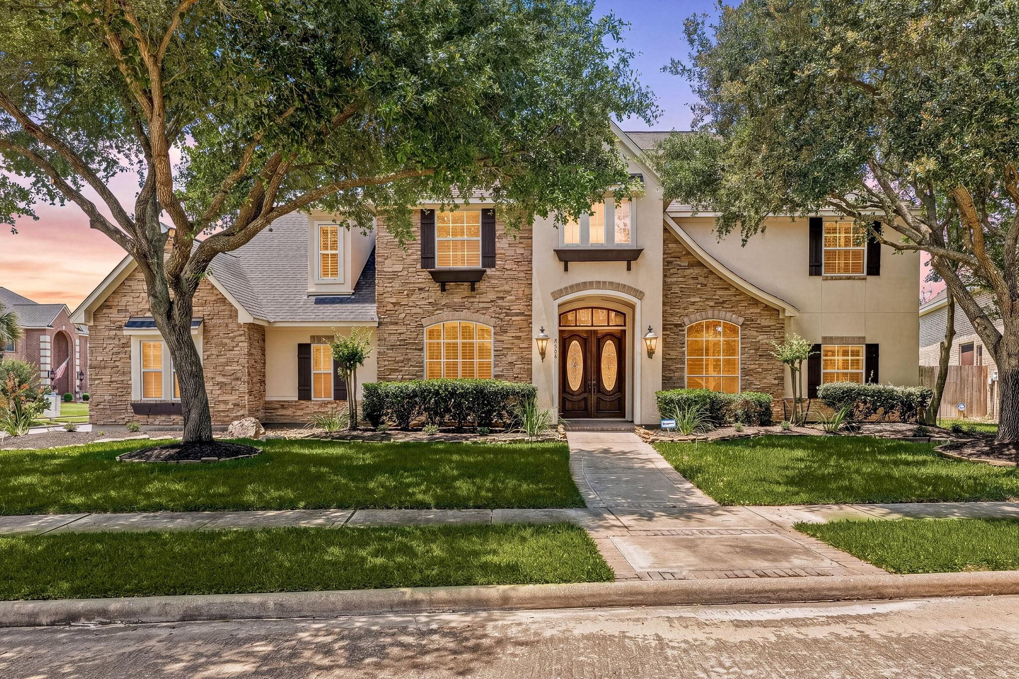 8123 Cranbrook Hollow Lane — photo