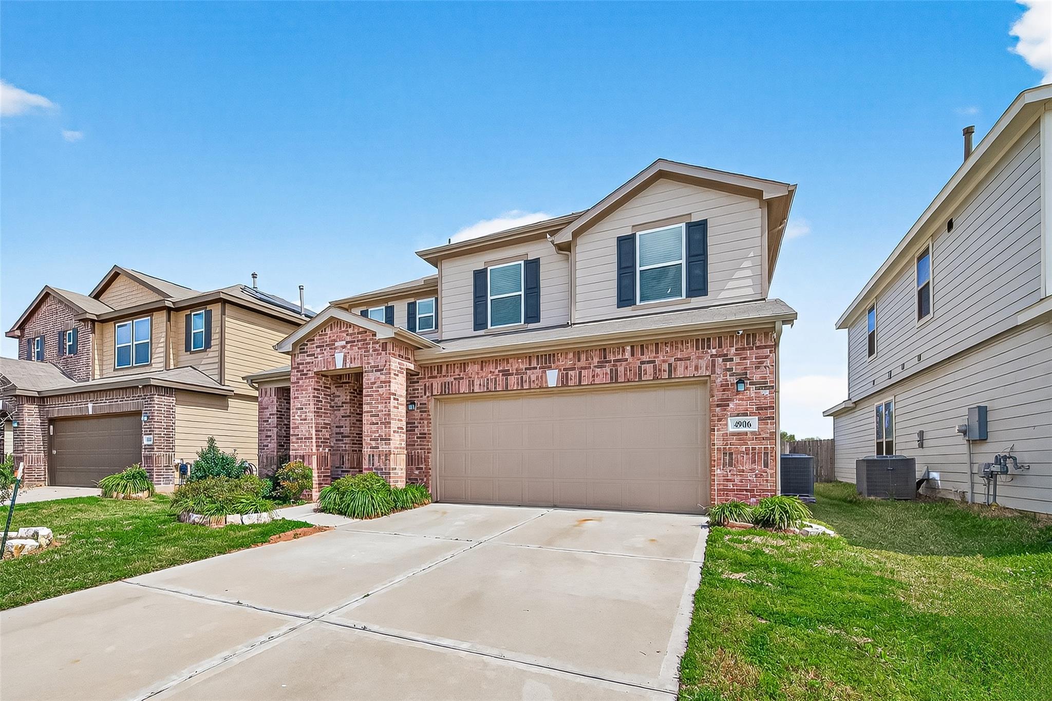 4906 Hickory Deer Lane — photo