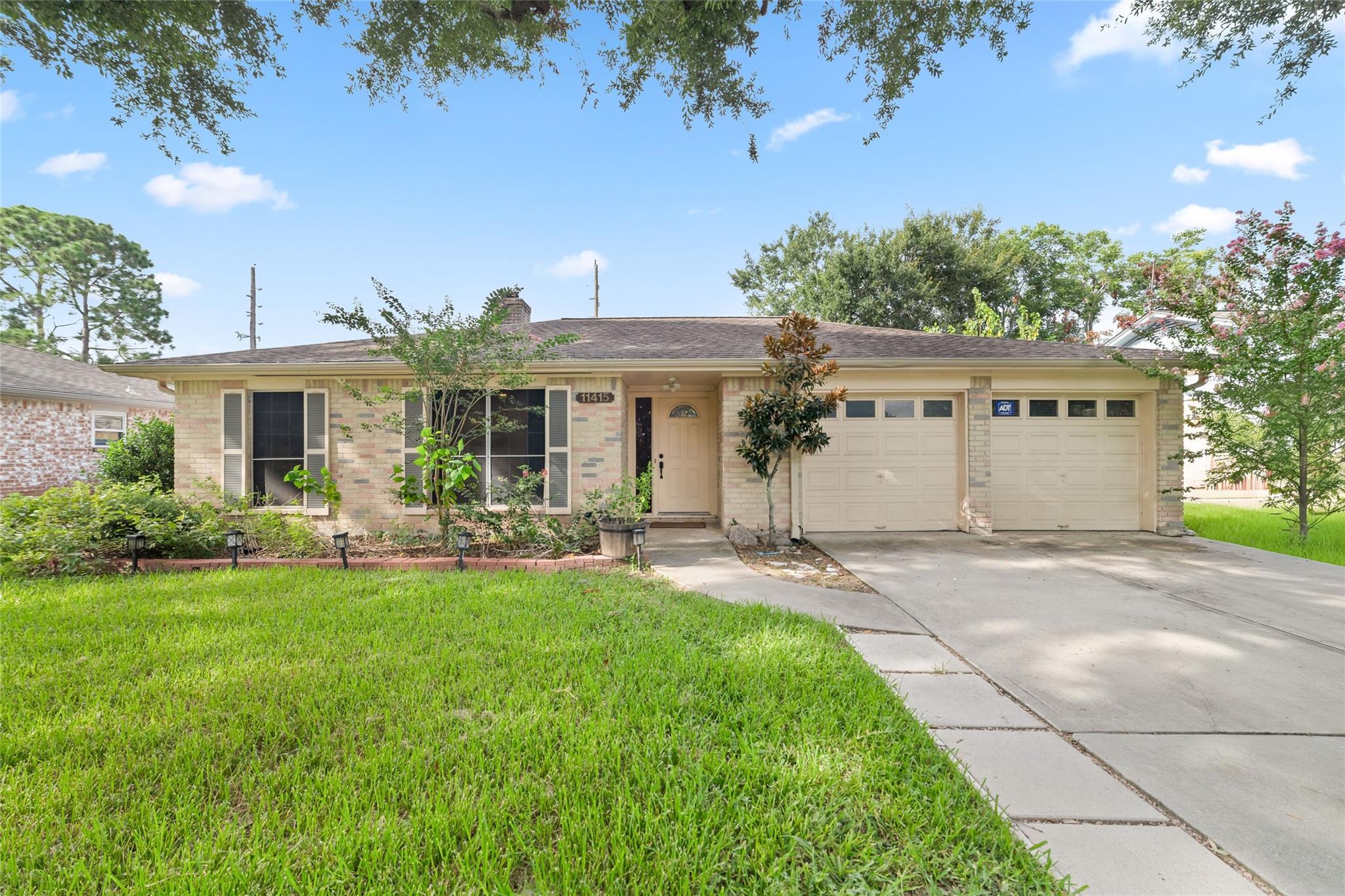 11415 Brook Meadows Lane — photo
