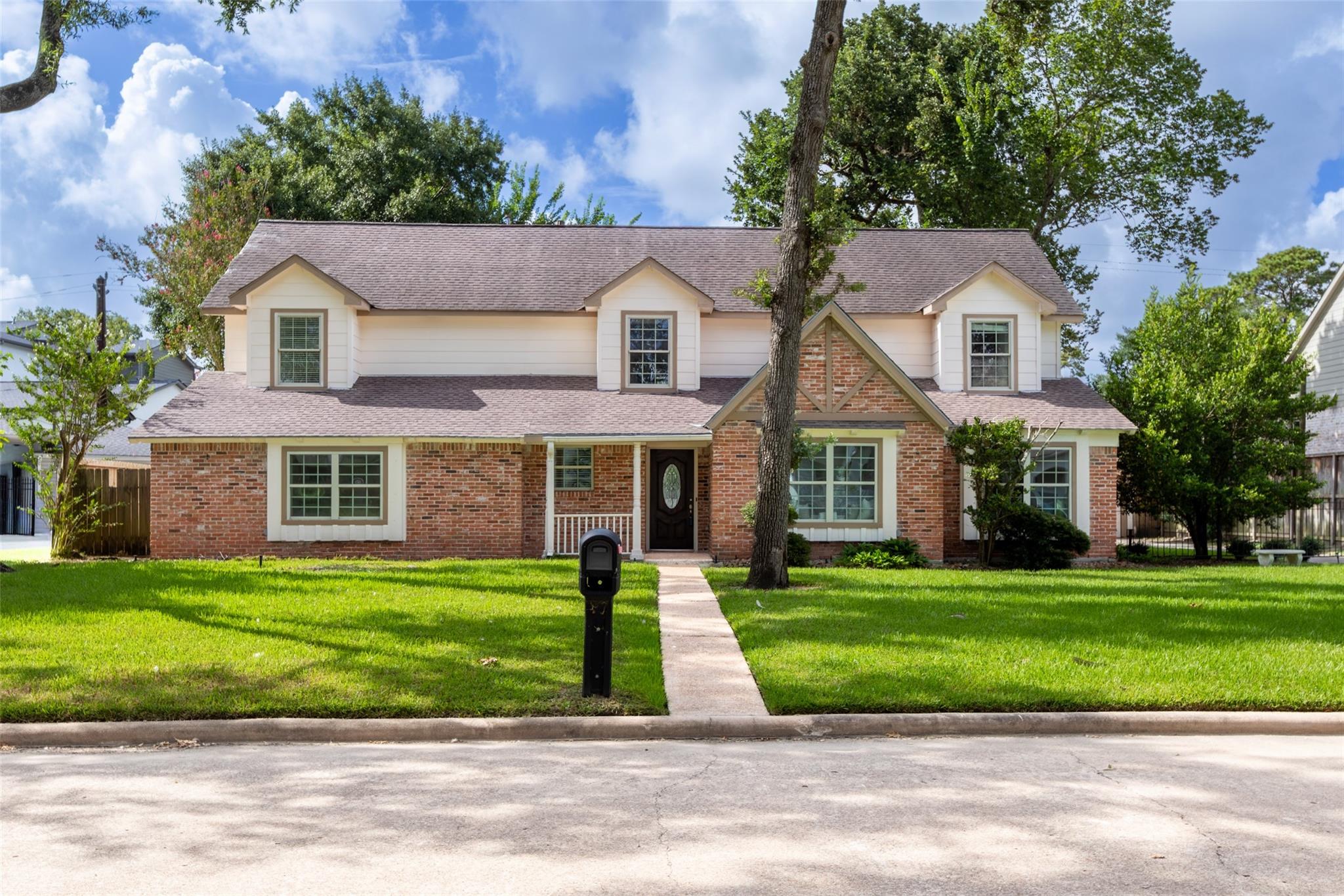 14115 River Forest Drive — photo