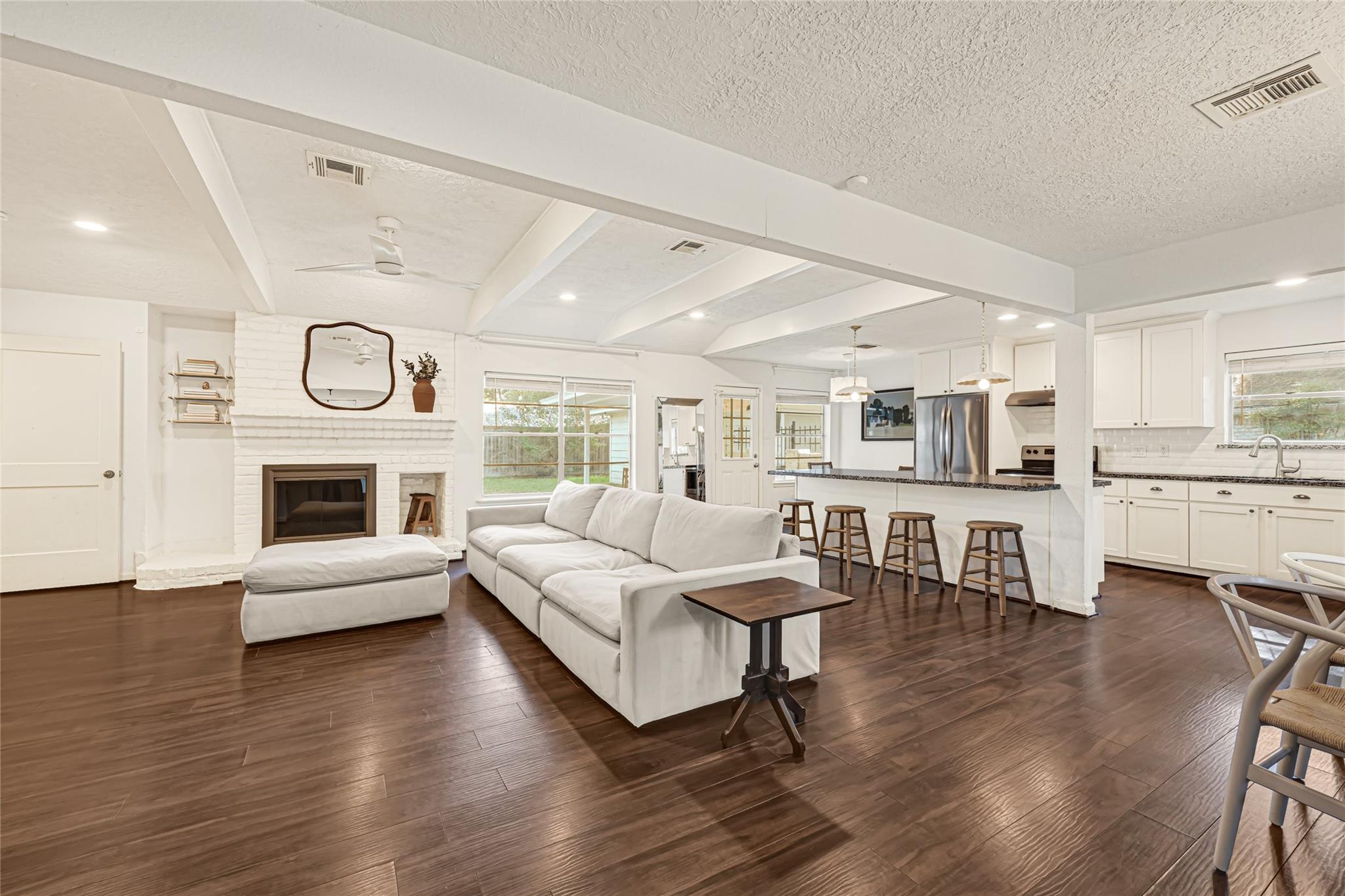 25410 Fairbrook Lane — photo
