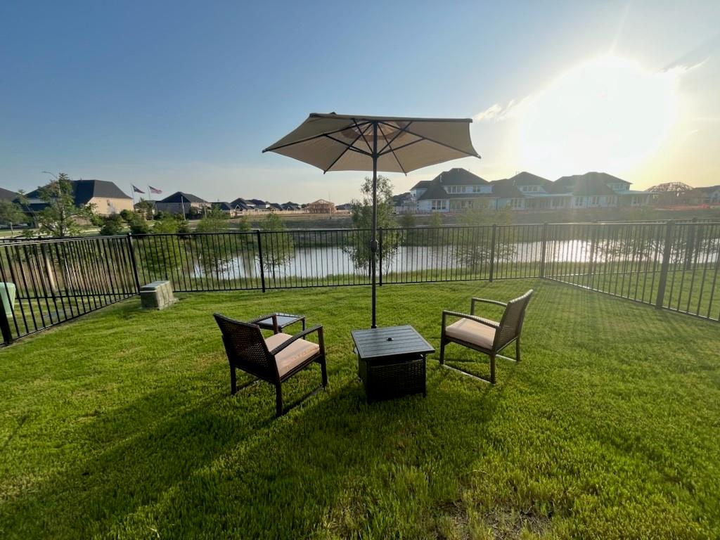 5562 Amber Brook Lane — photo
