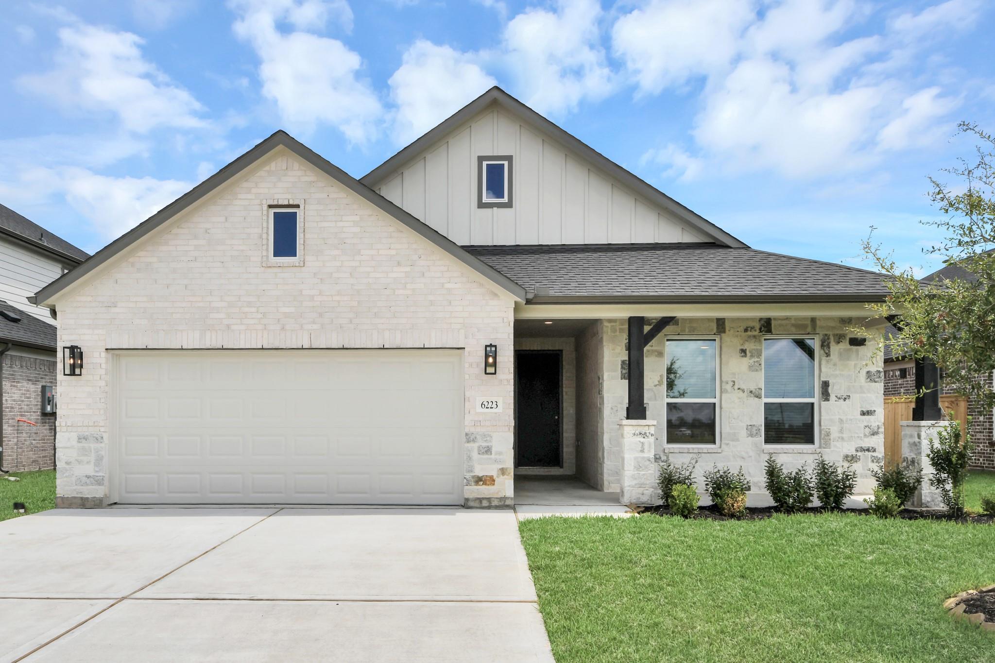 5858 Fox Peak Lane — photo