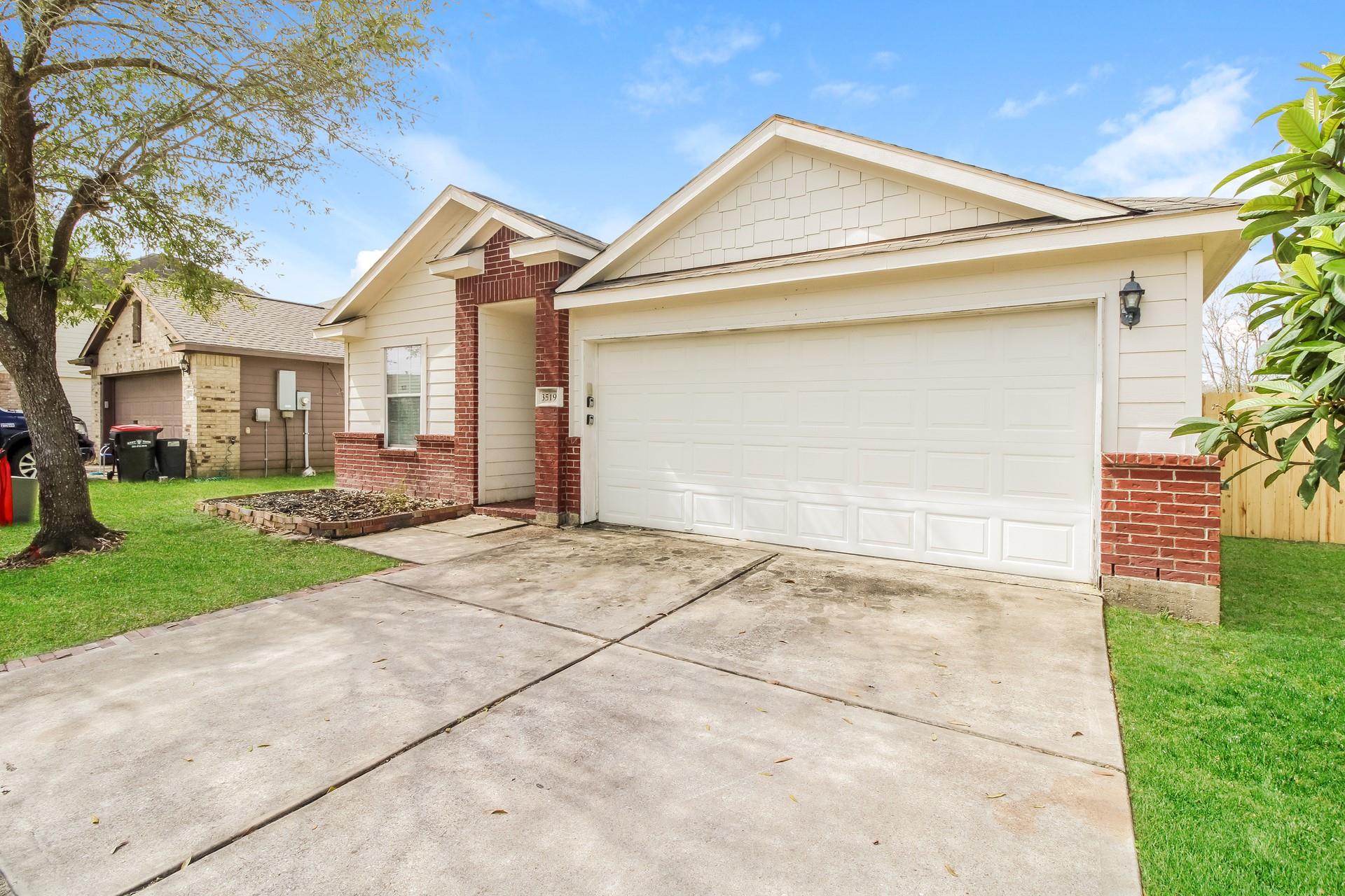 3519 Apache Meadows Drive — photo