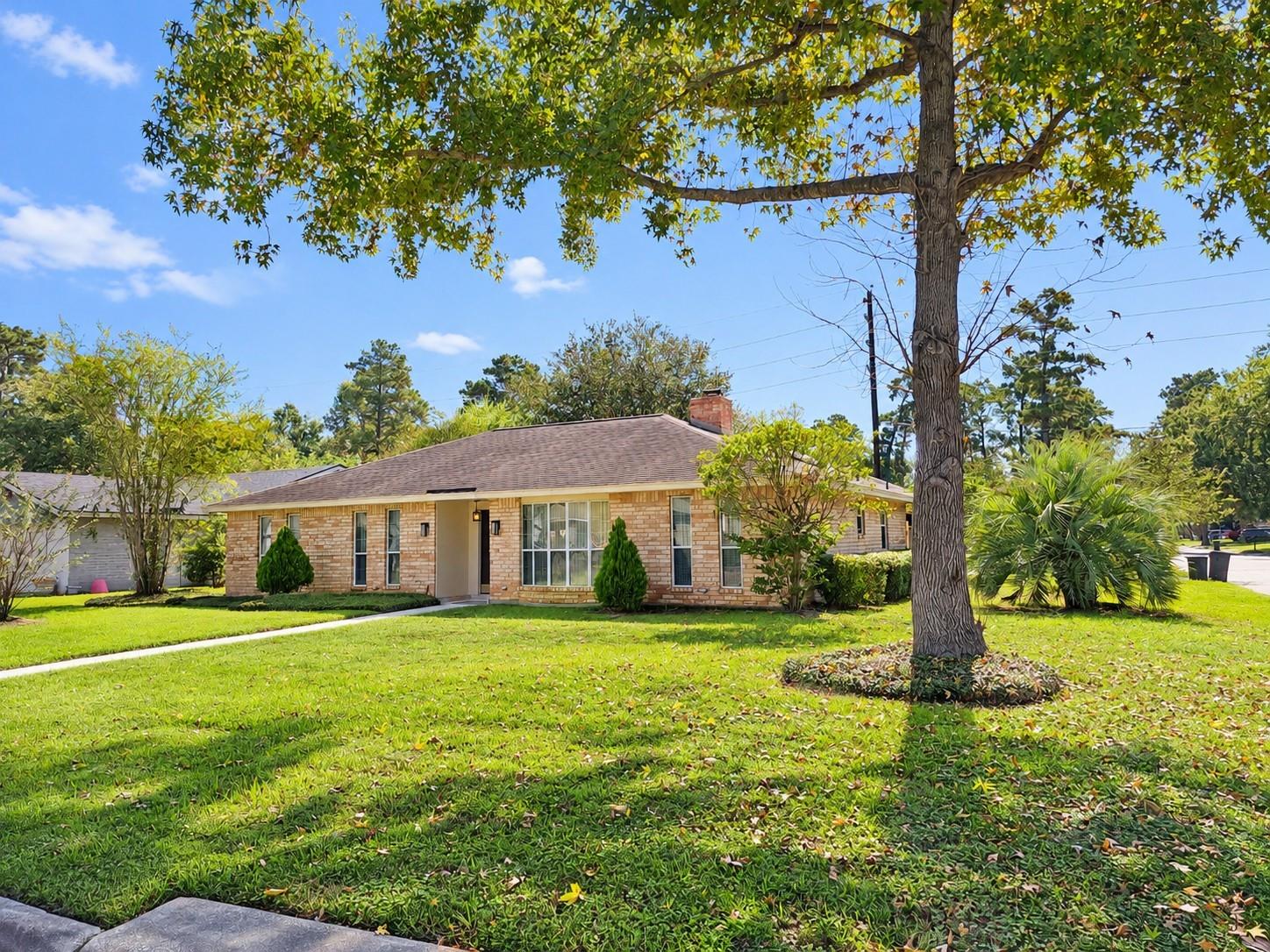 4402 Monteith Drive — photo