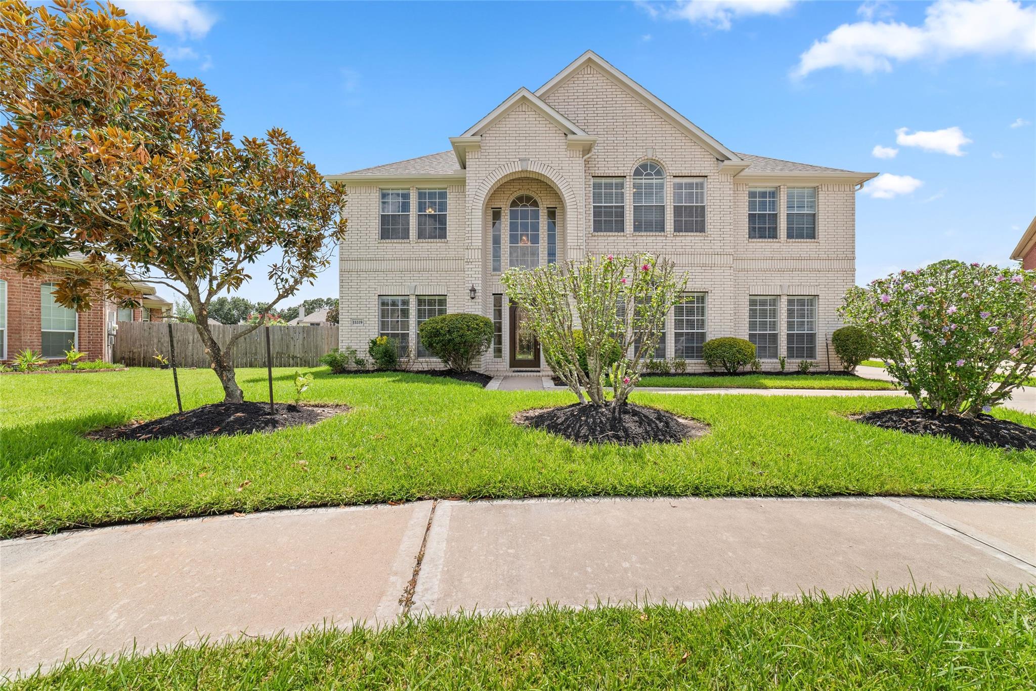 15319 Leila Bend Drive — photo