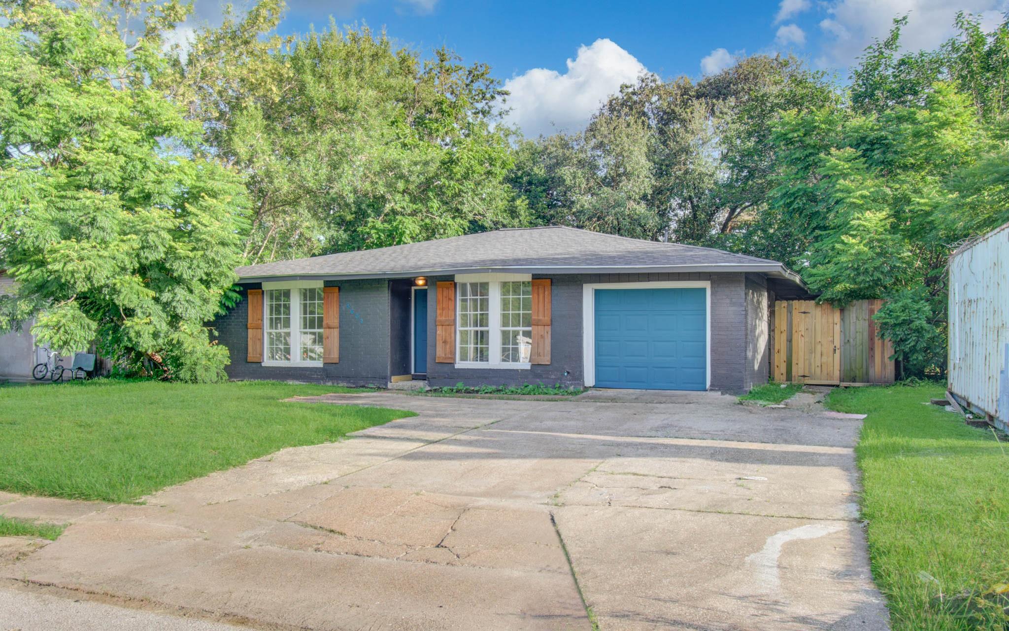 5634 Ridgeway Drive, Houston, TX 77033 — photo 2