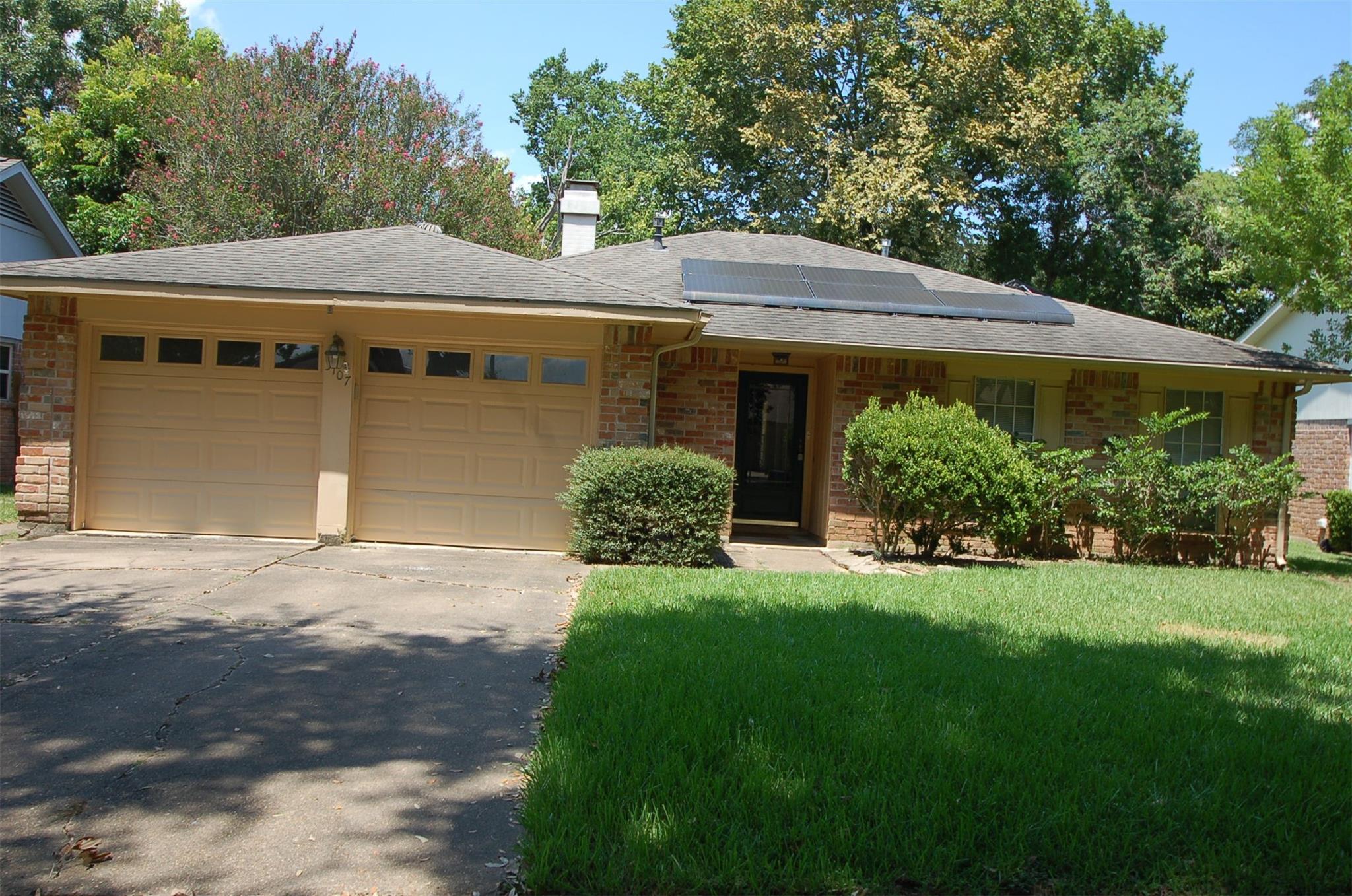 3107 Jenny Drive — photo