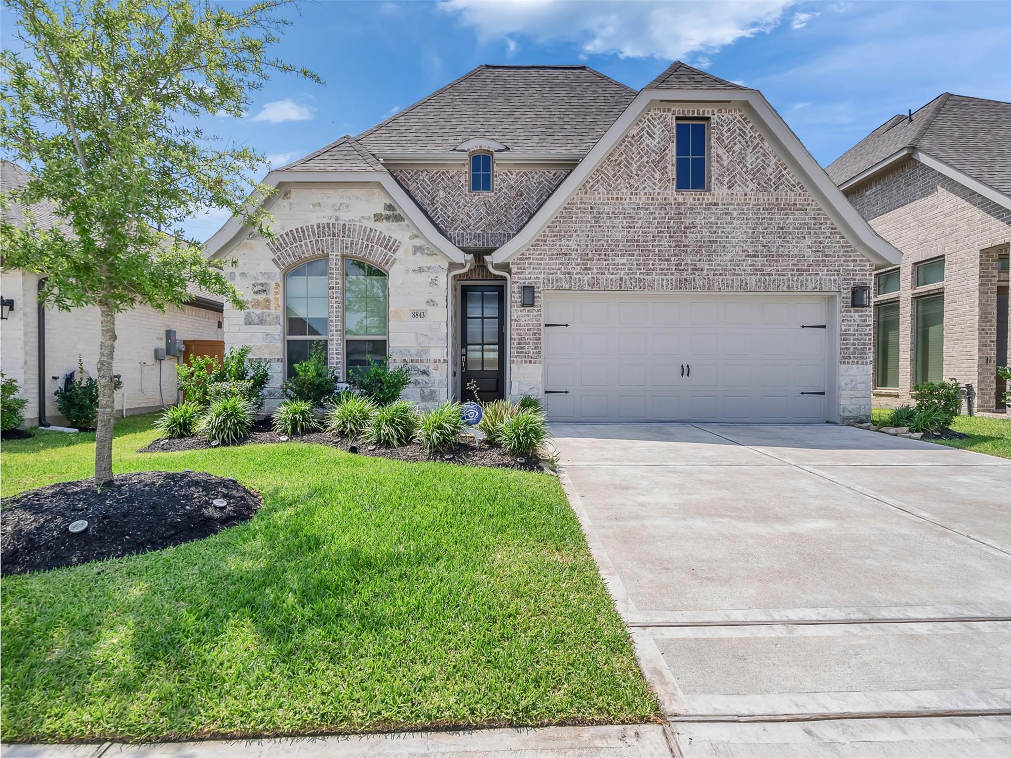 8843 Flounder Ridge Drive — photo