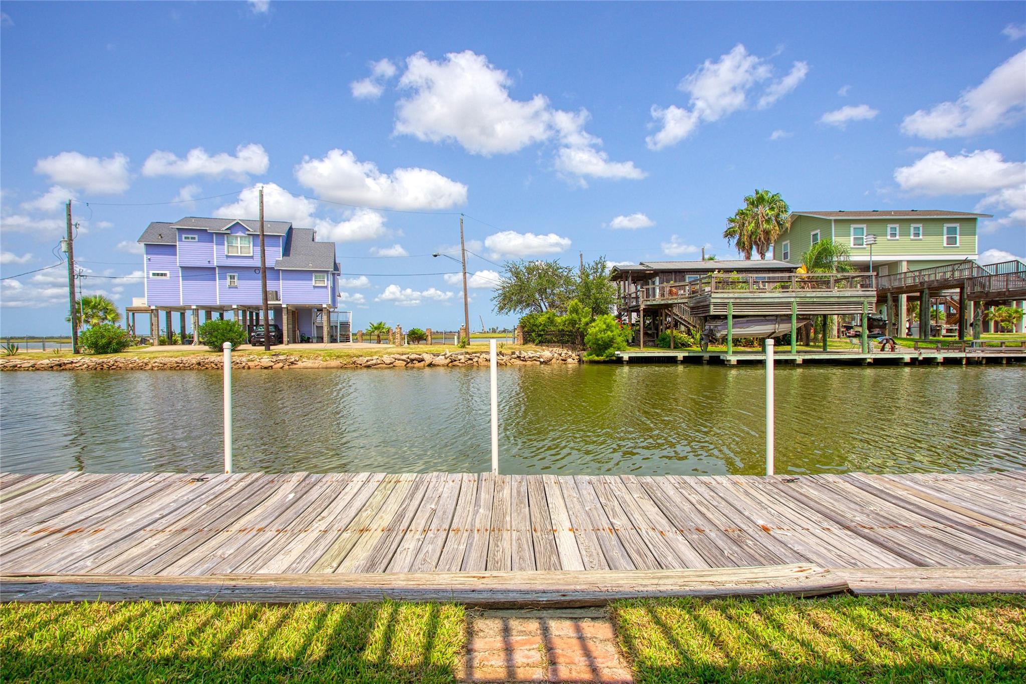 114 Bayou Vista Drive — photo