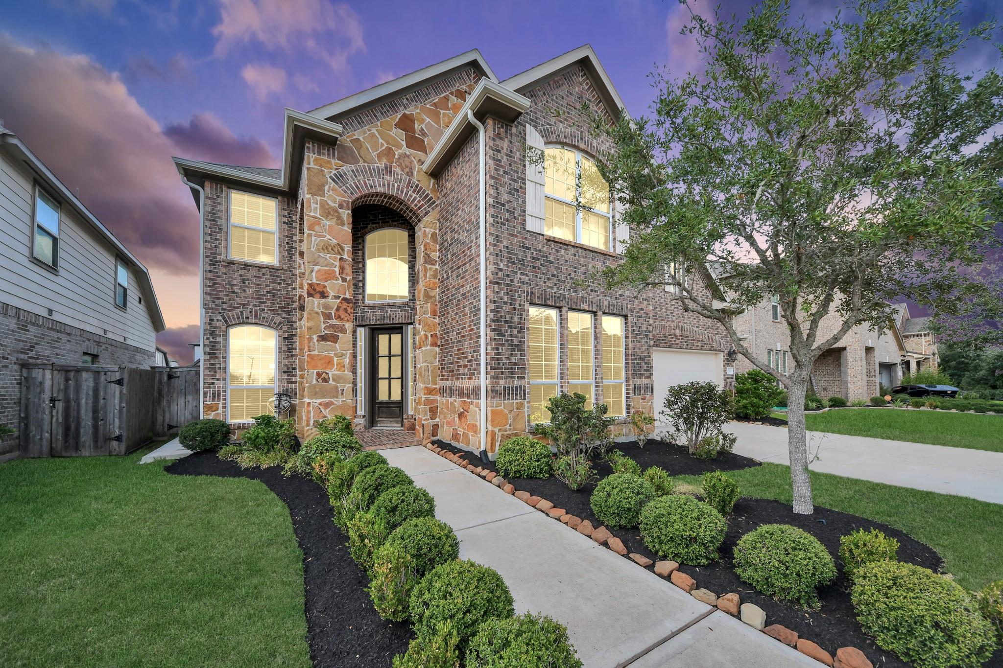 8727 Silver Crest Lane — photo