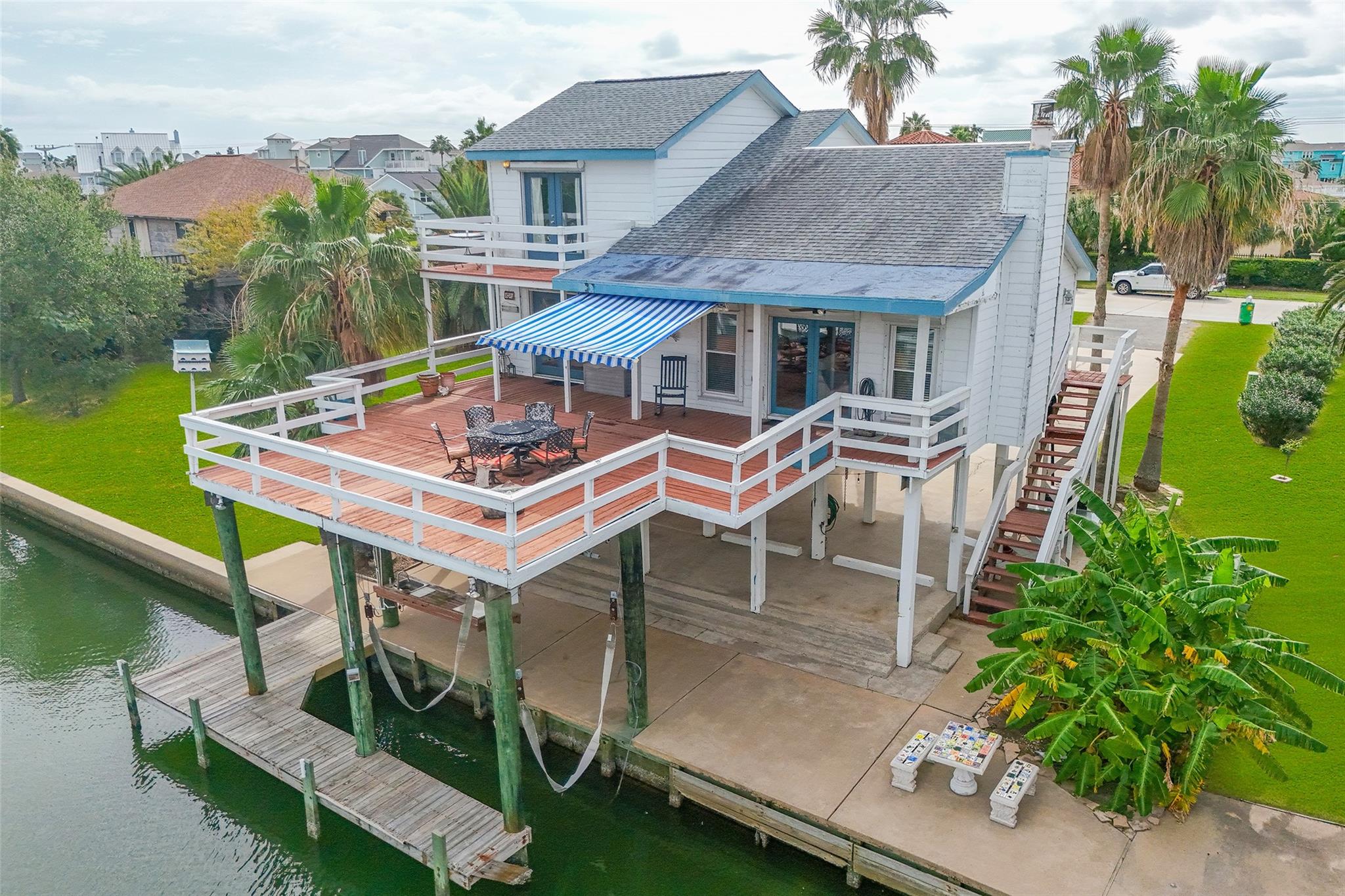 1426 Tiki Drive — photo