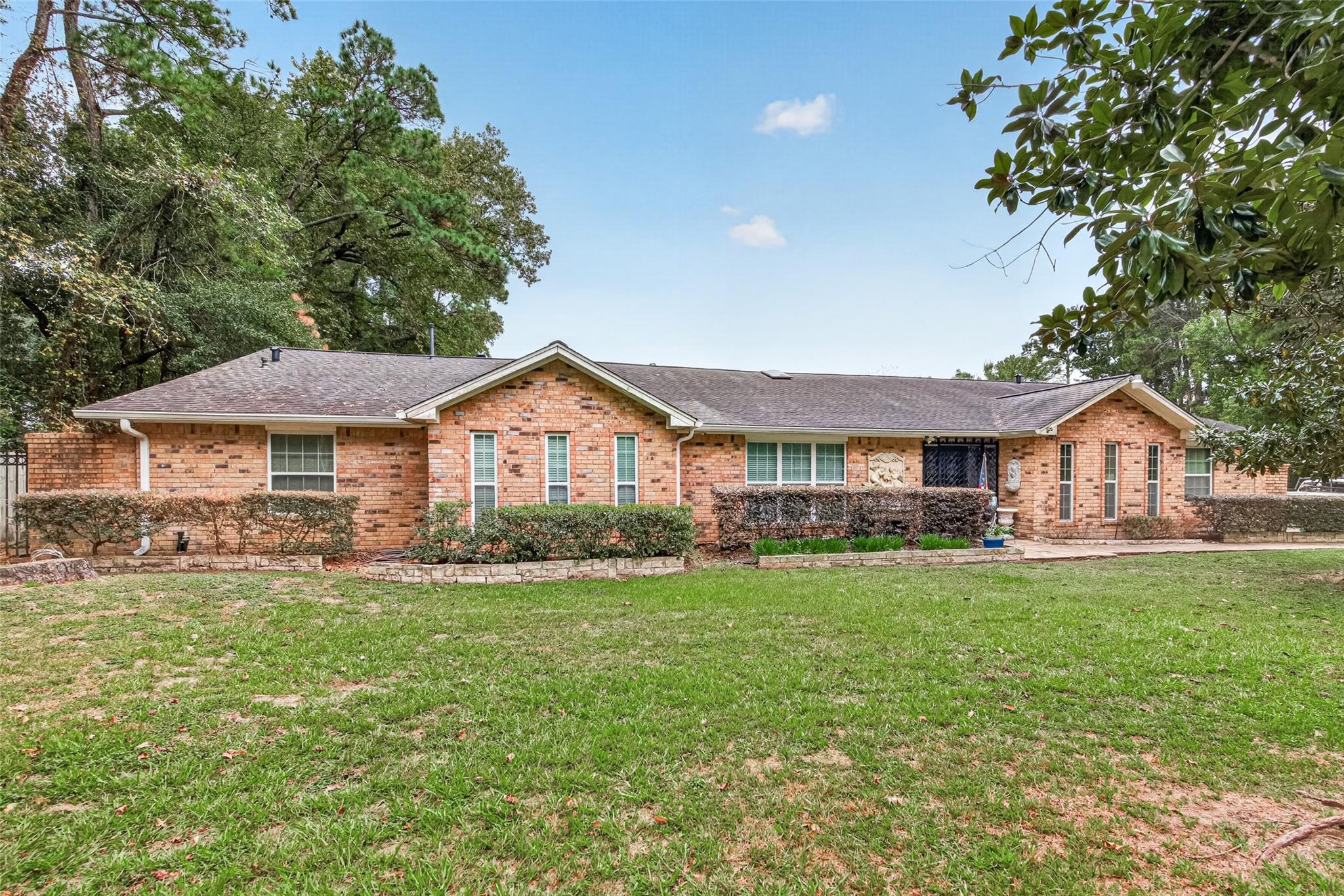 1503 Memorial Drive — photo