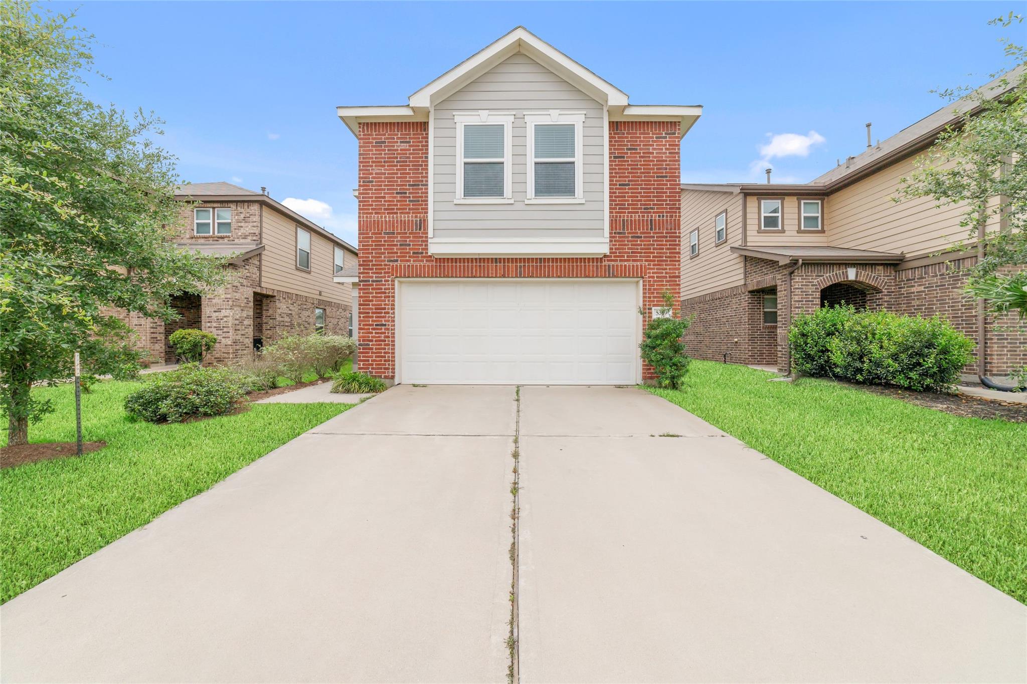 5319 Rose Trellis Street — photo