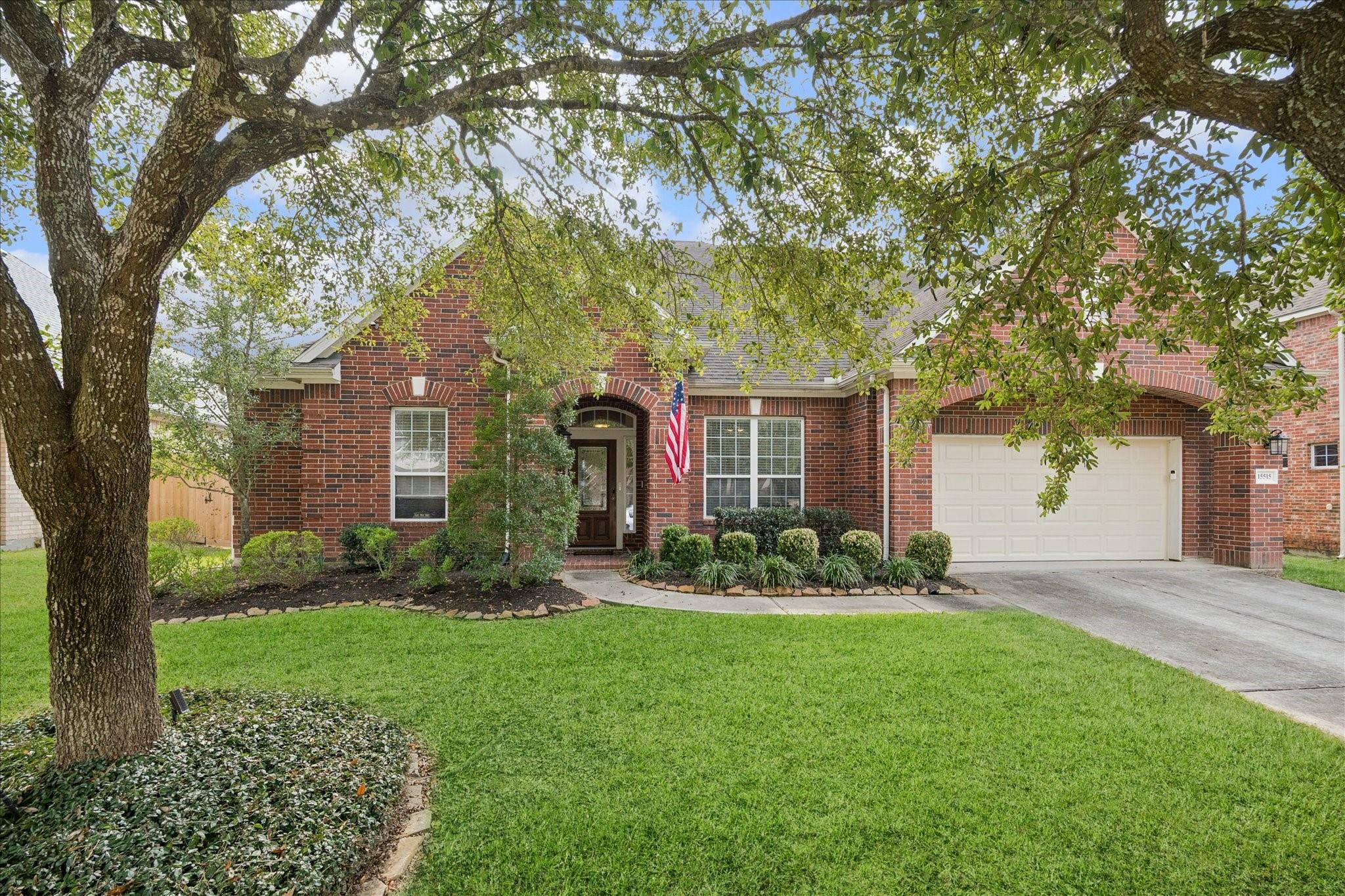15515 Amber Hollow Lane — photo