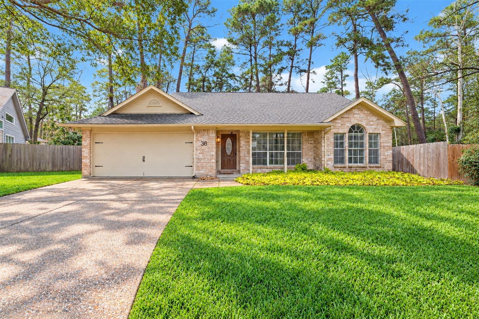 36 N Rain Forest Court — photo