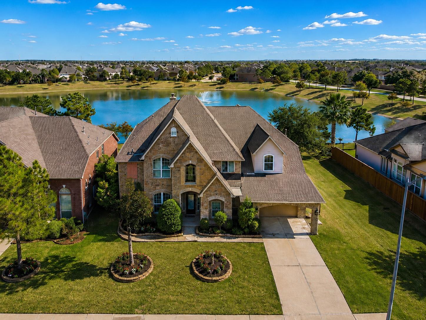 2421 Harbor Chase Drive — photo