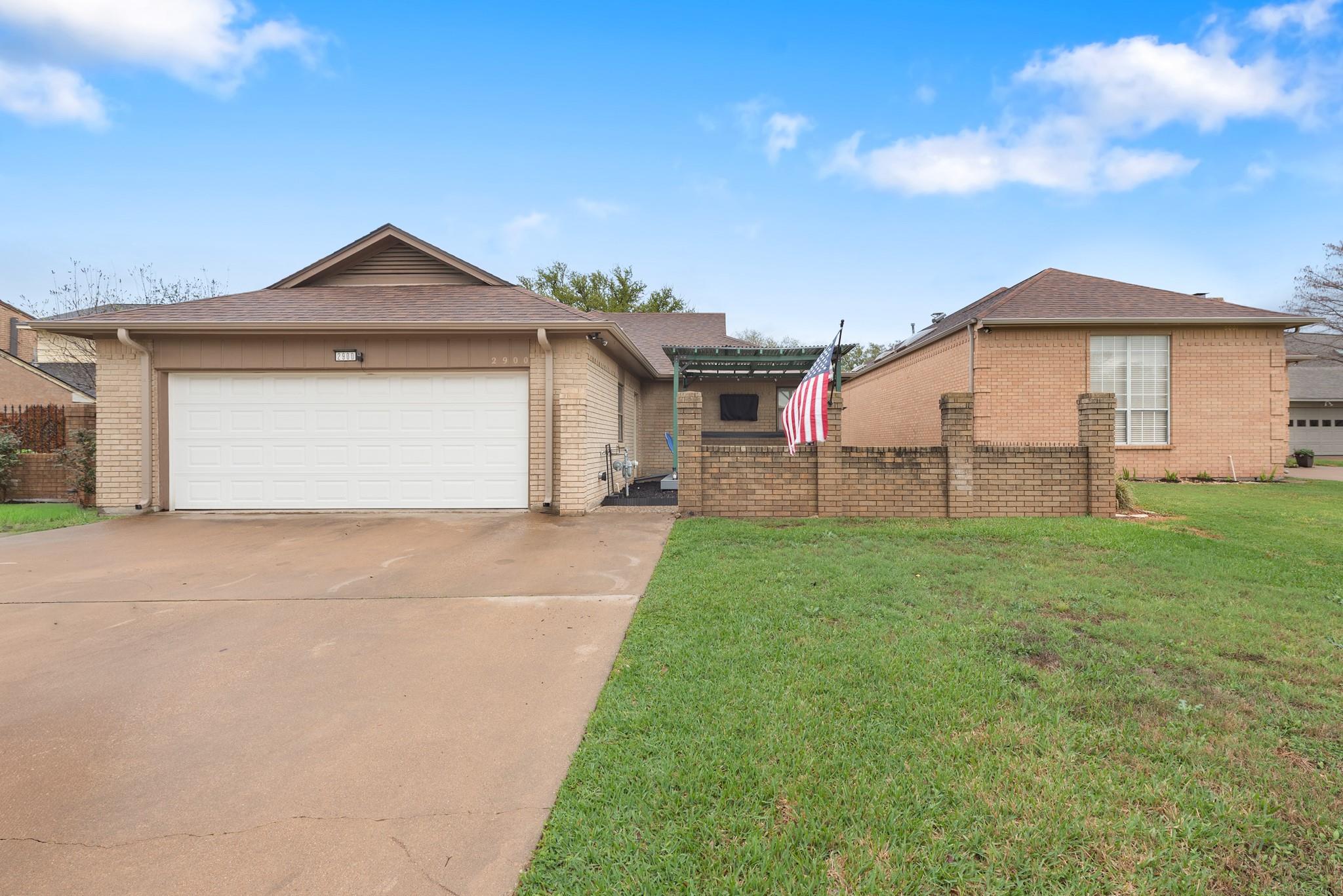 2900 Broadmoor Drive — photo