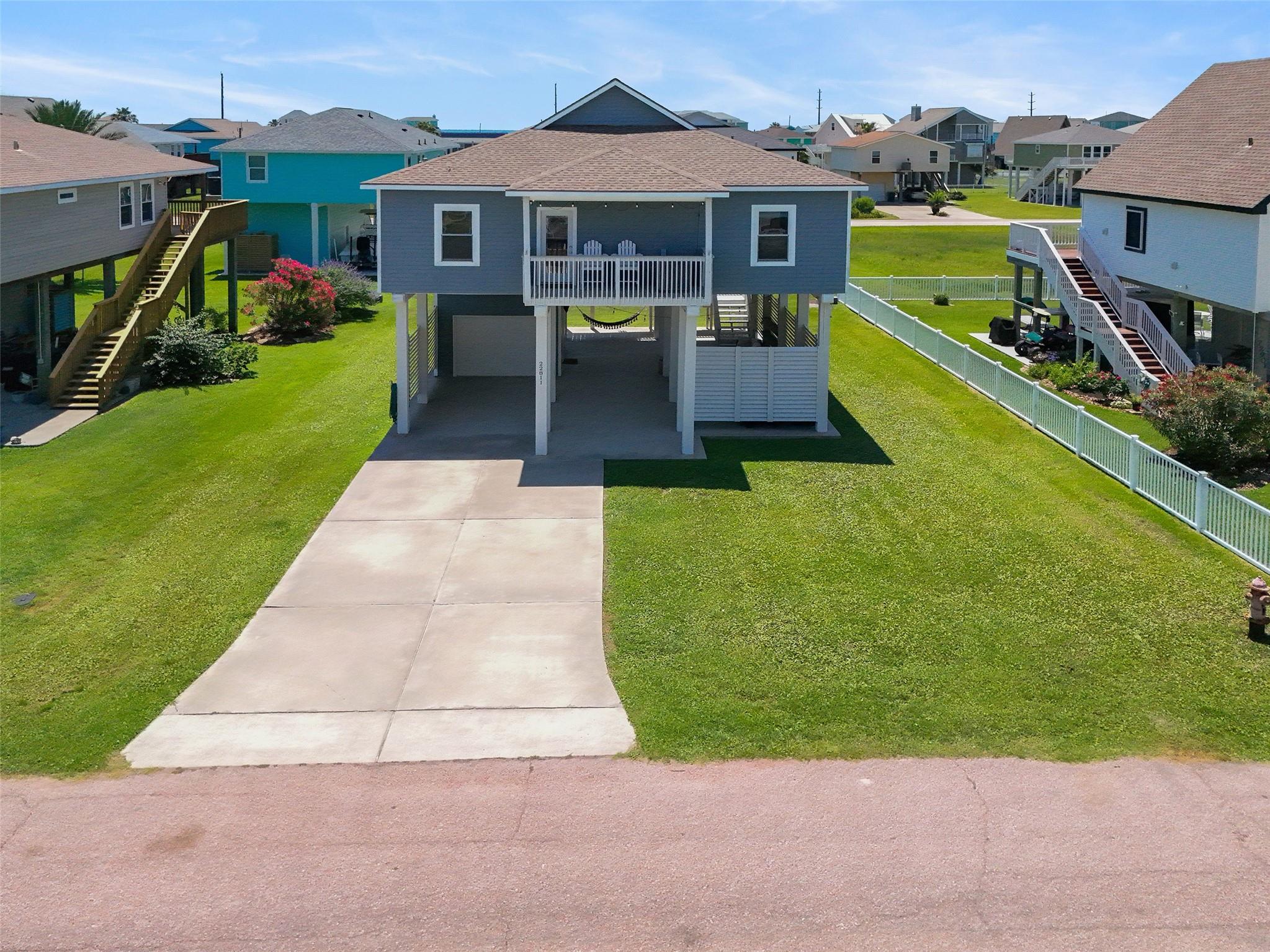 22811 Miramar Street — photo