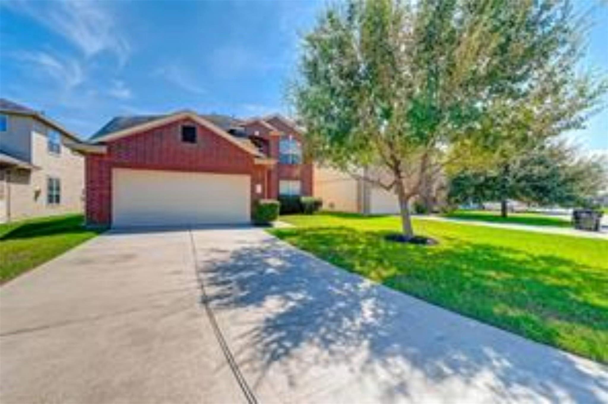 5814 Le Carpe Plantation Court — photo