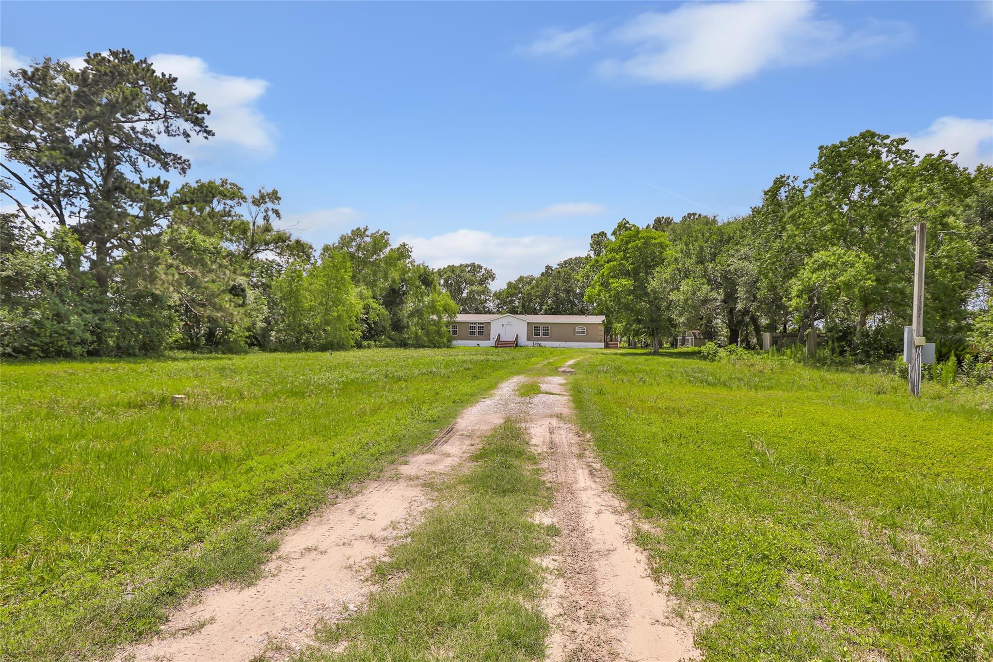 1387 FM 1406 Road — photo