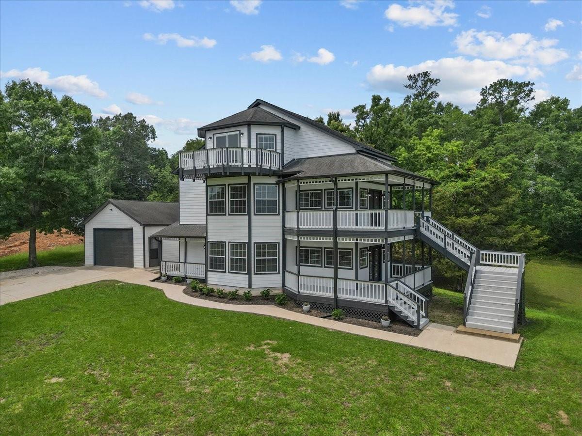 401 Paradise Drive — photo