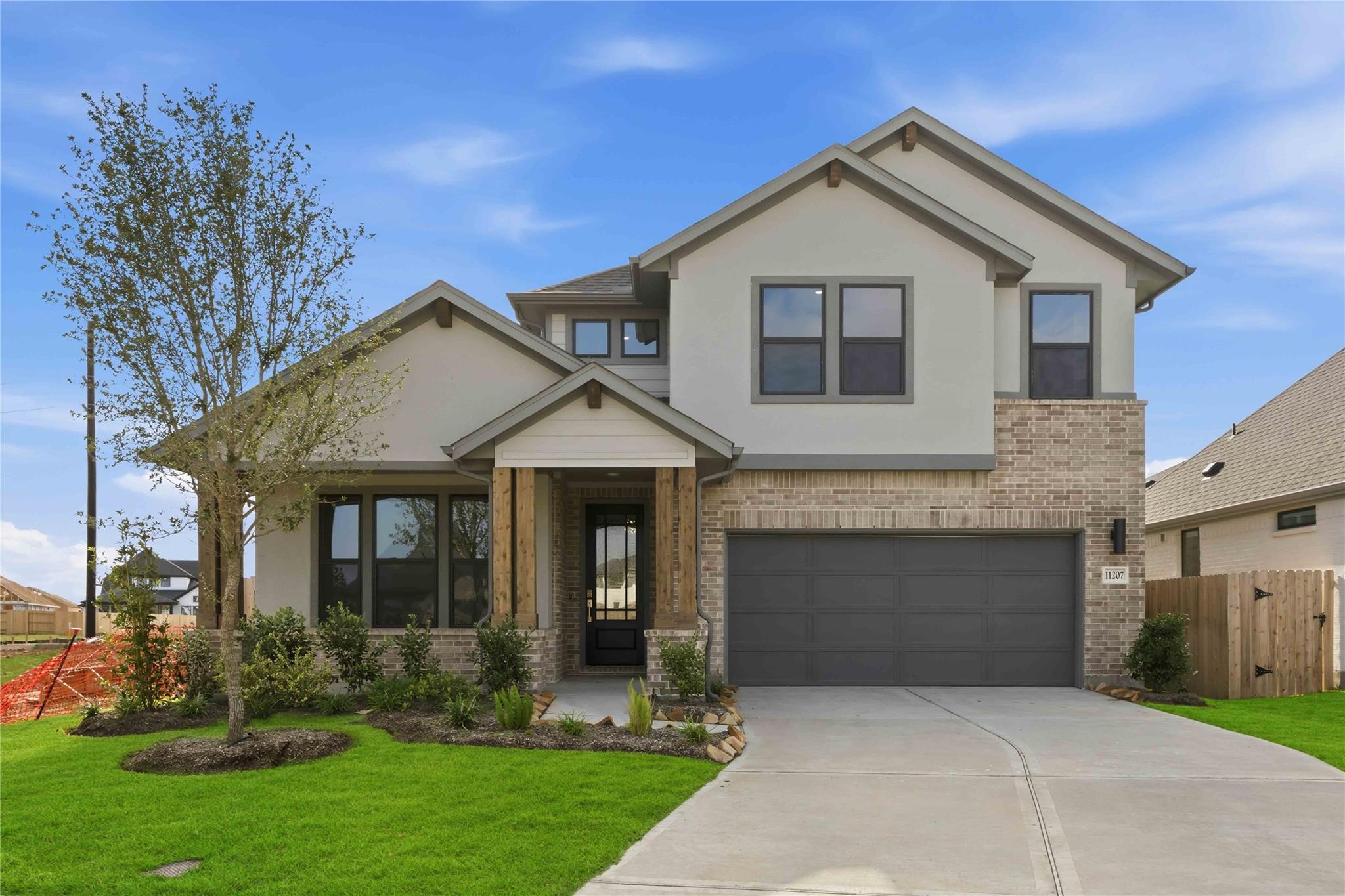 11207 Southwood Drive — photo