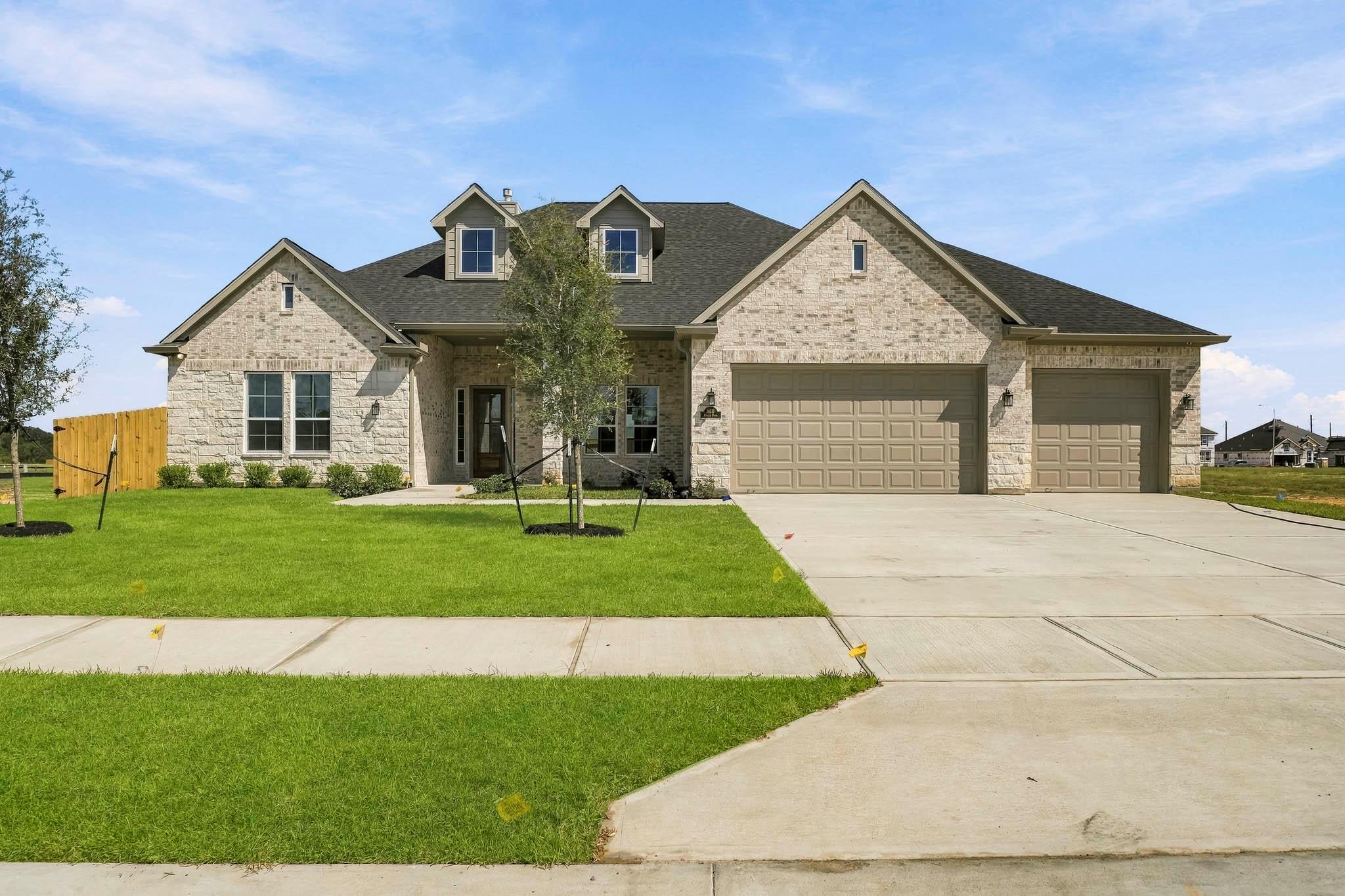 14611 Camila Drive — photo