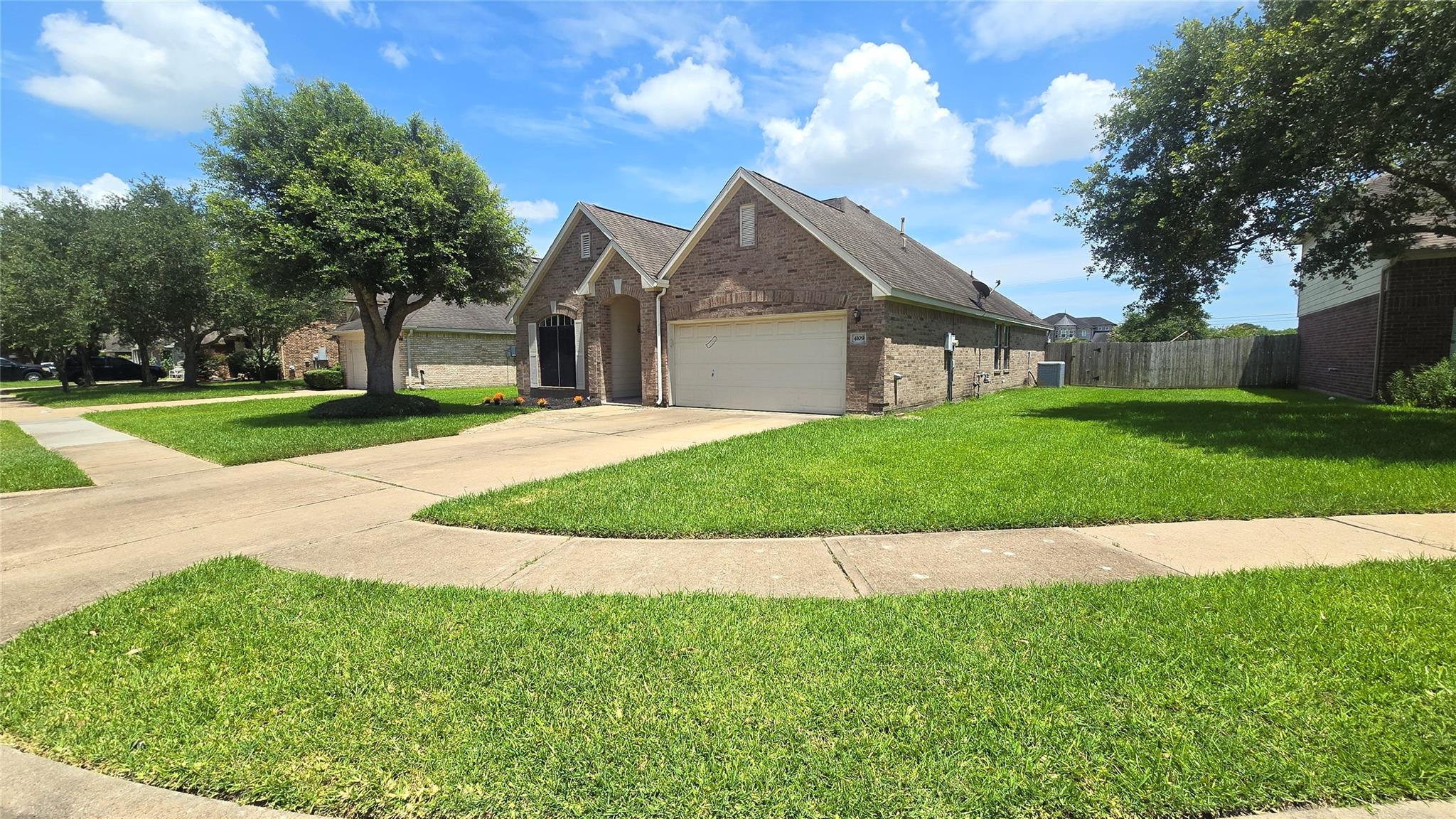 4109 Oak Point Drive — photo