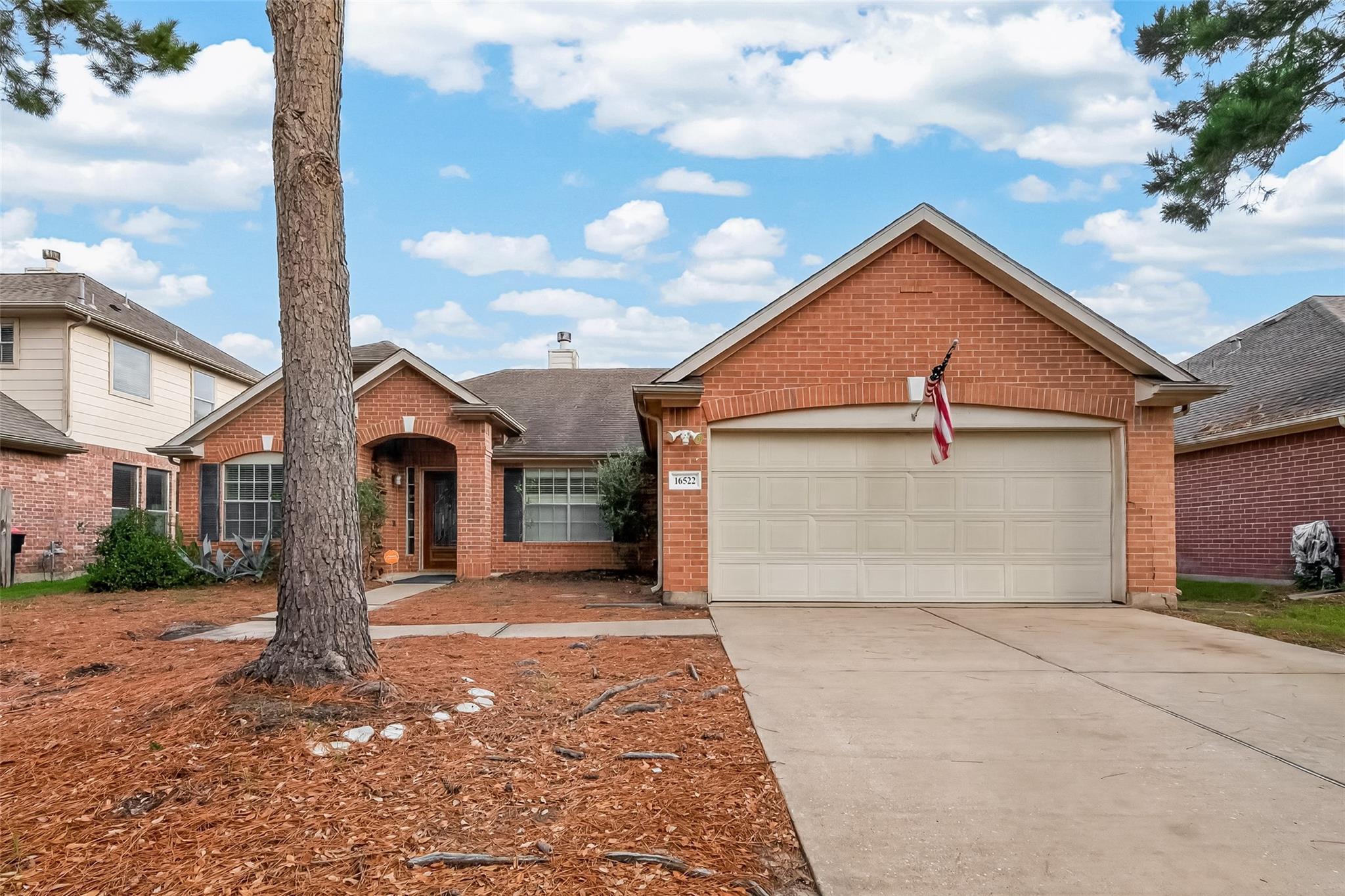 16522 Cypress Brook Court — photo