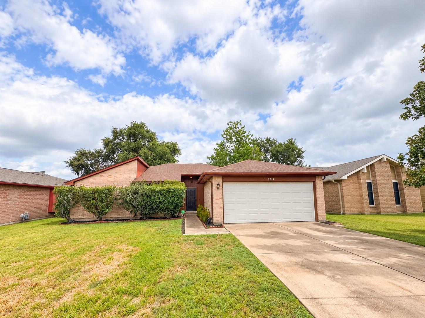 1714 Grand Park Drive — photo