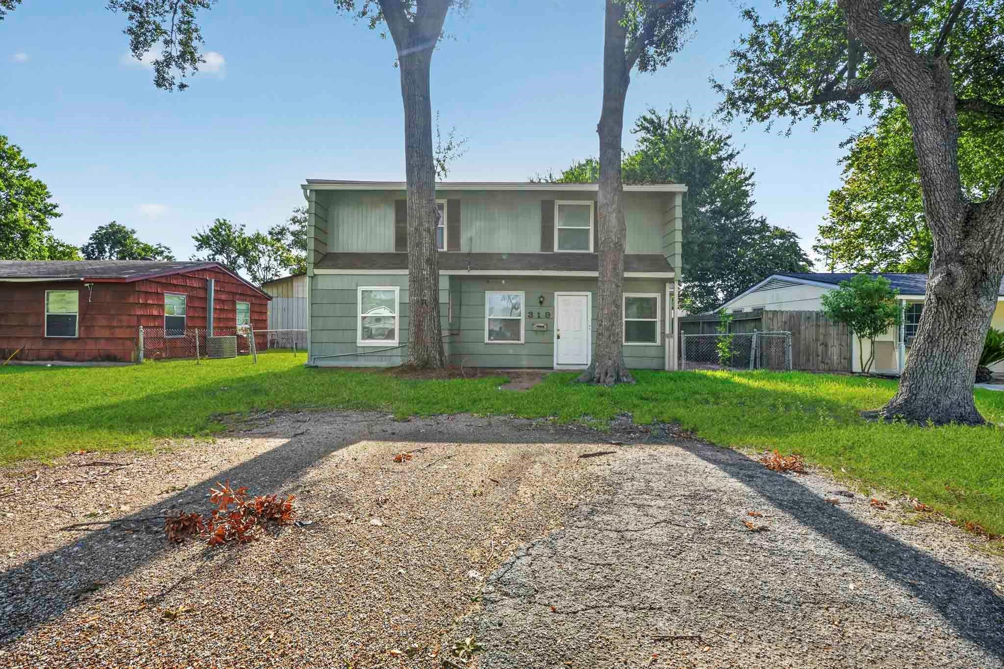319 S 6th Street — photo