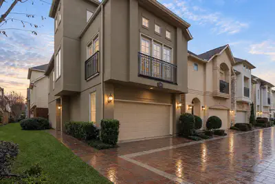 1303 Sherwood Point Lane — photo