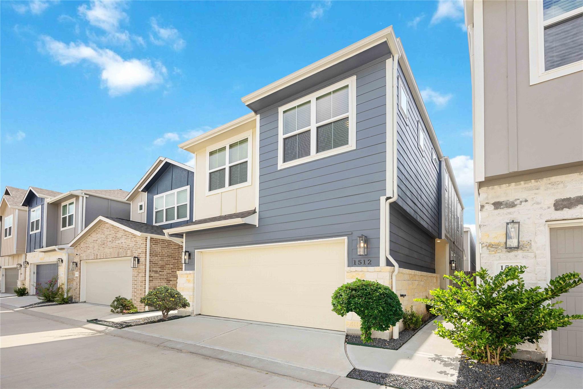 1512 Parkland Oak Drive — photo