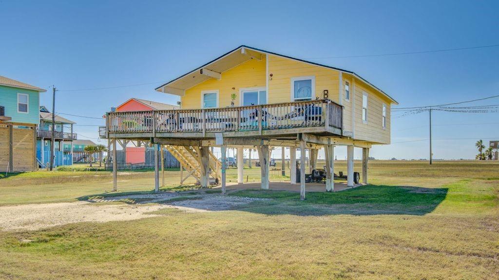 13219 Buccaneer Parkway — photo
