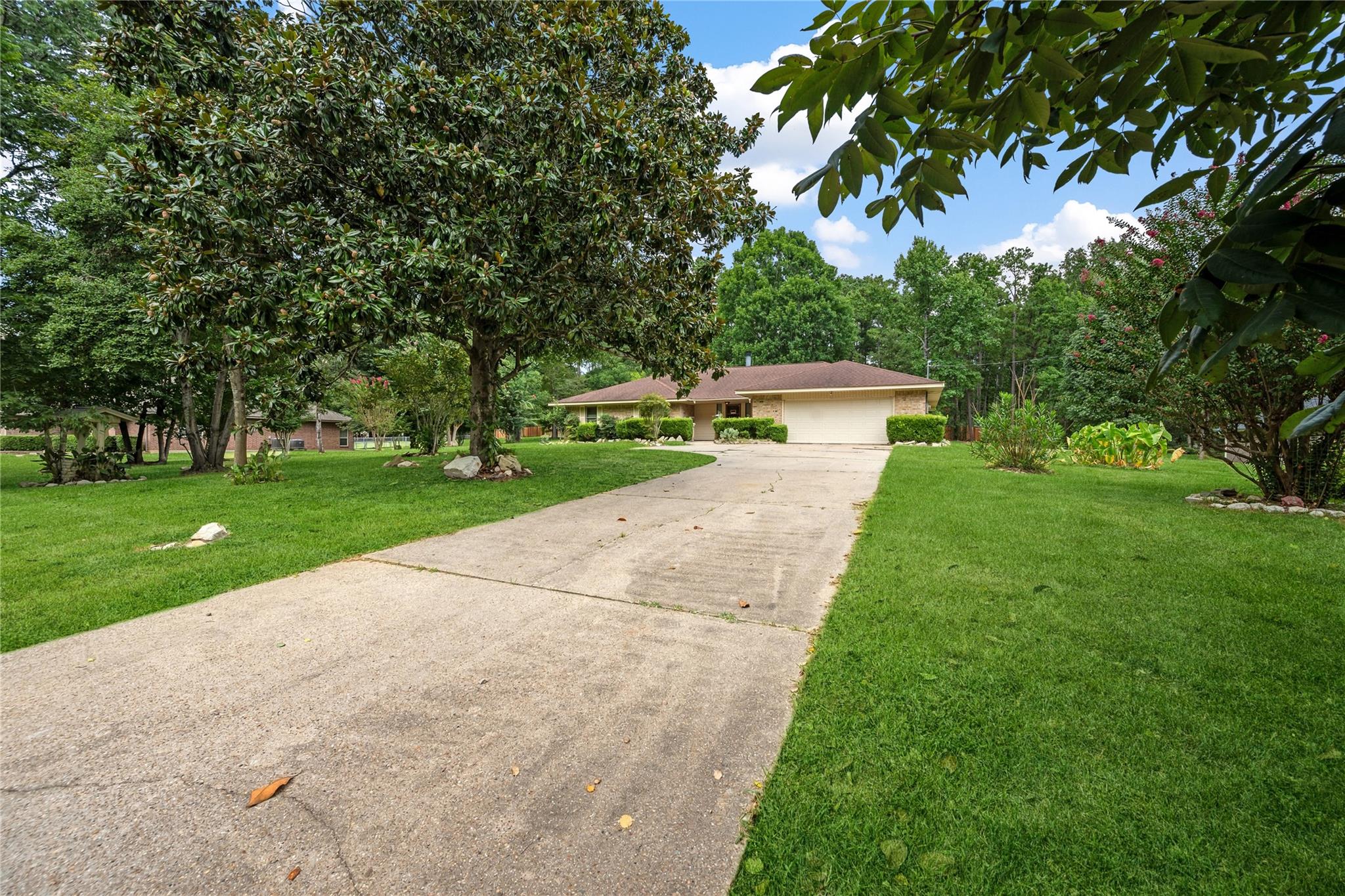 140 Pine Valley Drive — photo