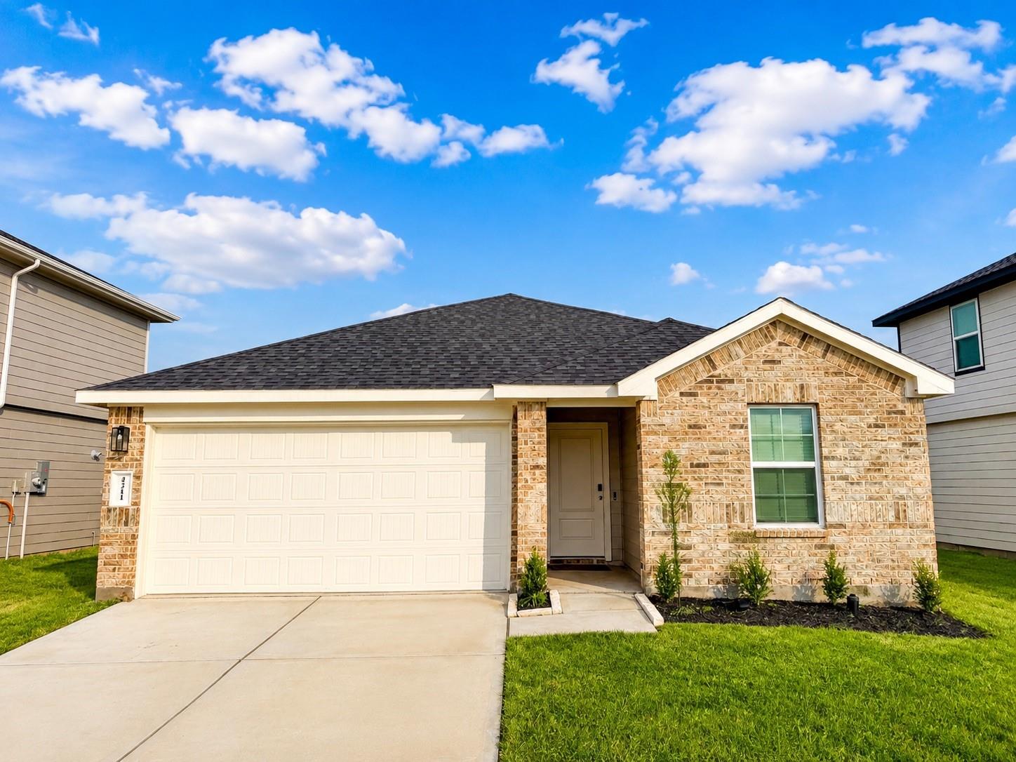 4211 Westbrook Park Lane — photo
