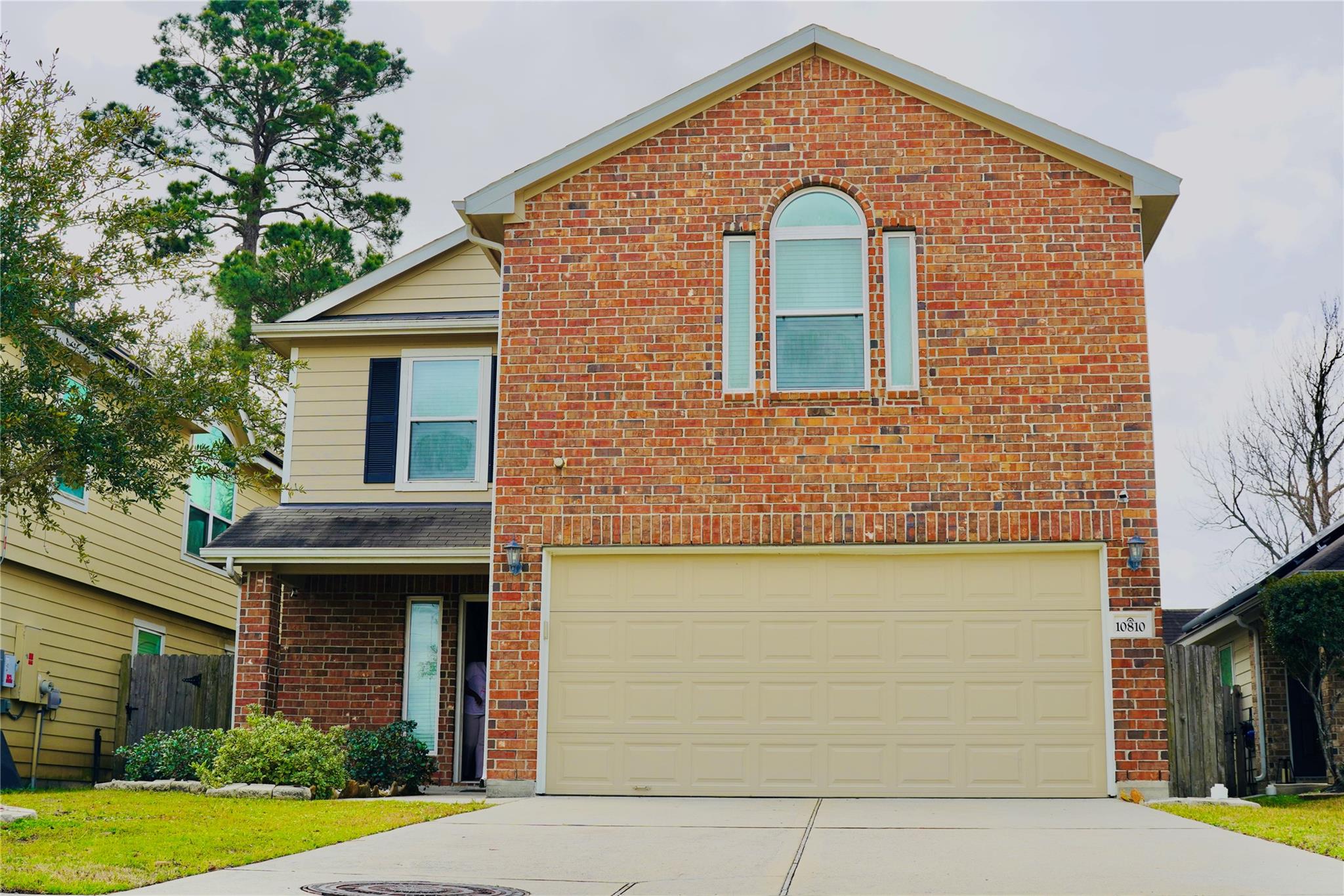 10810 Sun River Falls Drive — photo