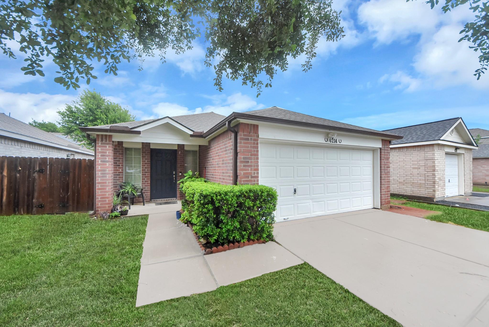 6214 Cottage Pines Drive — photo