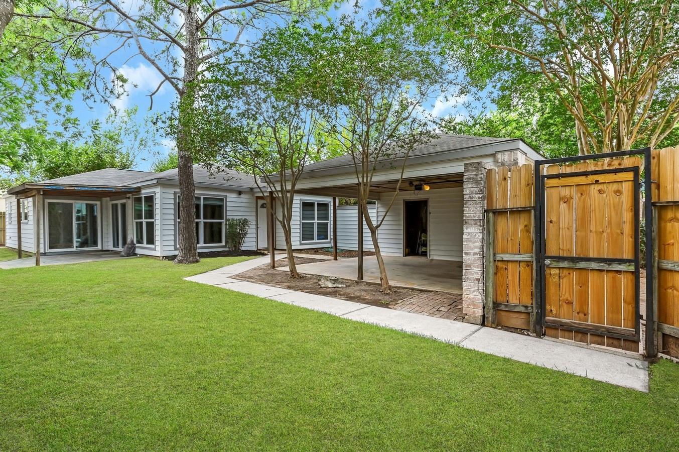10207 Foxrow Lane — photo