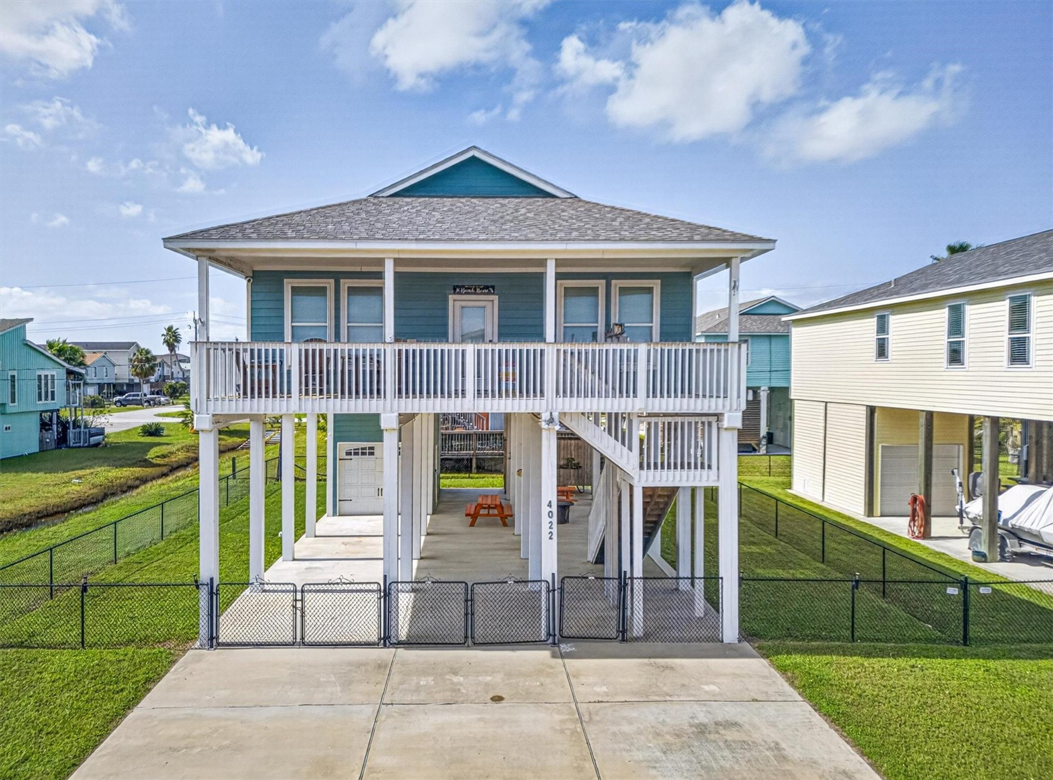 4022 Fort Bend Drive — photo
