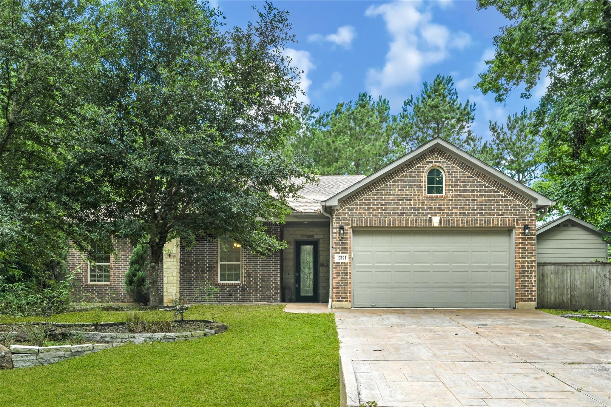 13191 Royal Lake Drive — photo