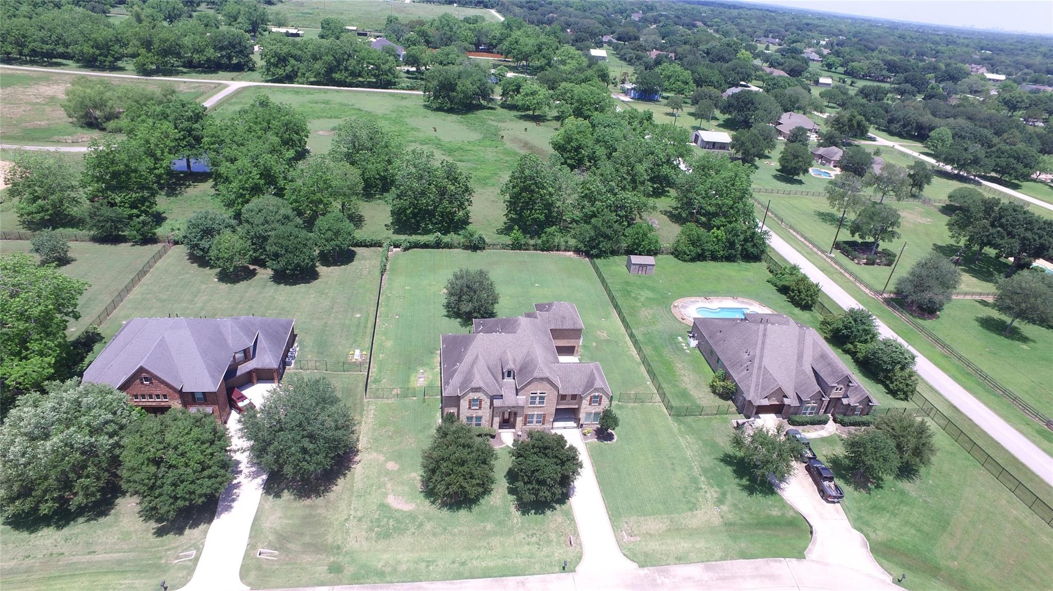 6010 Crystal Water Drive — photo